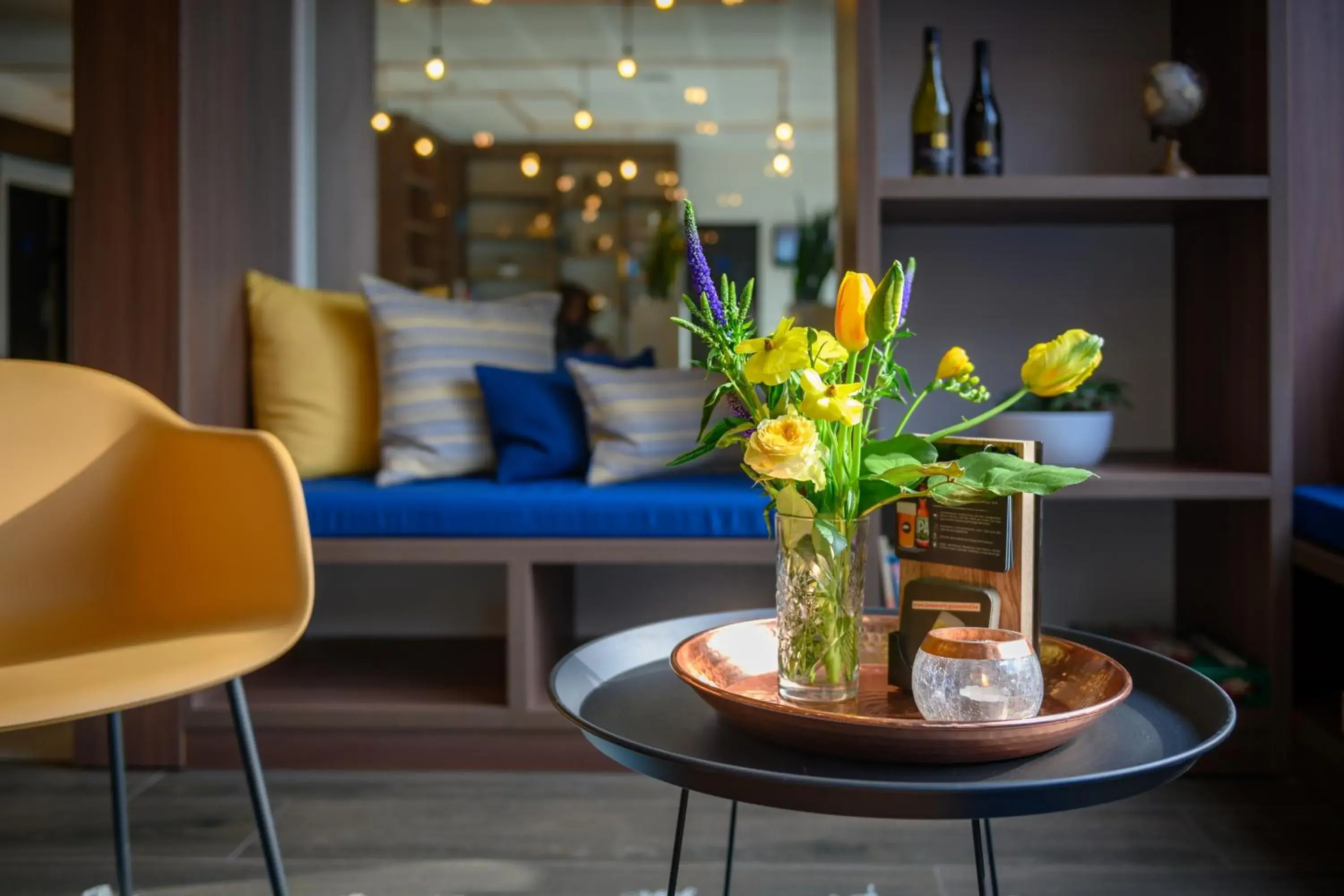 Lounge or bar in Tulip Inn Antwerpen Lounge or bar in Tulip Inn Antwerpen