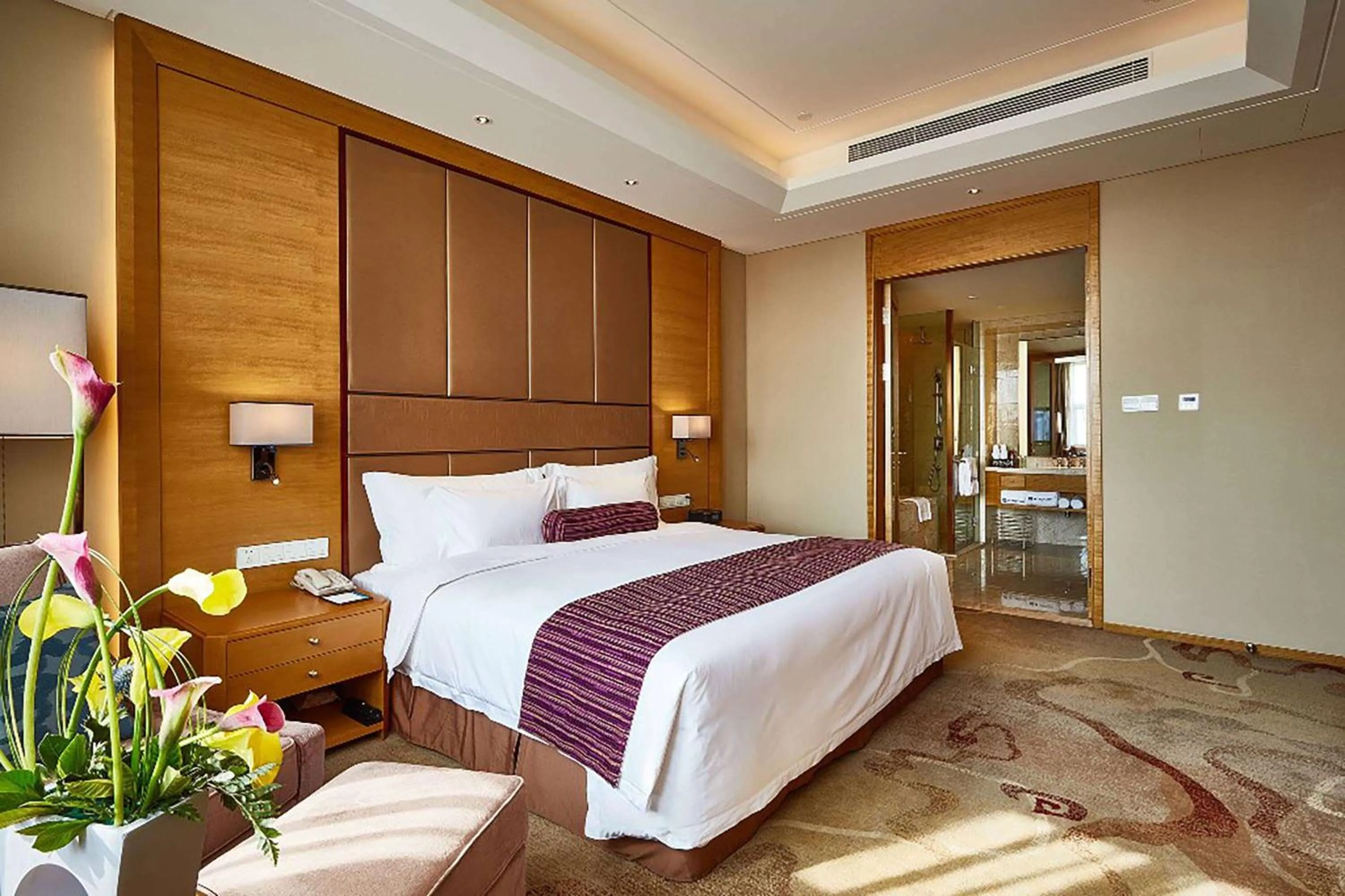 Bed in Wyndham Jingzhou