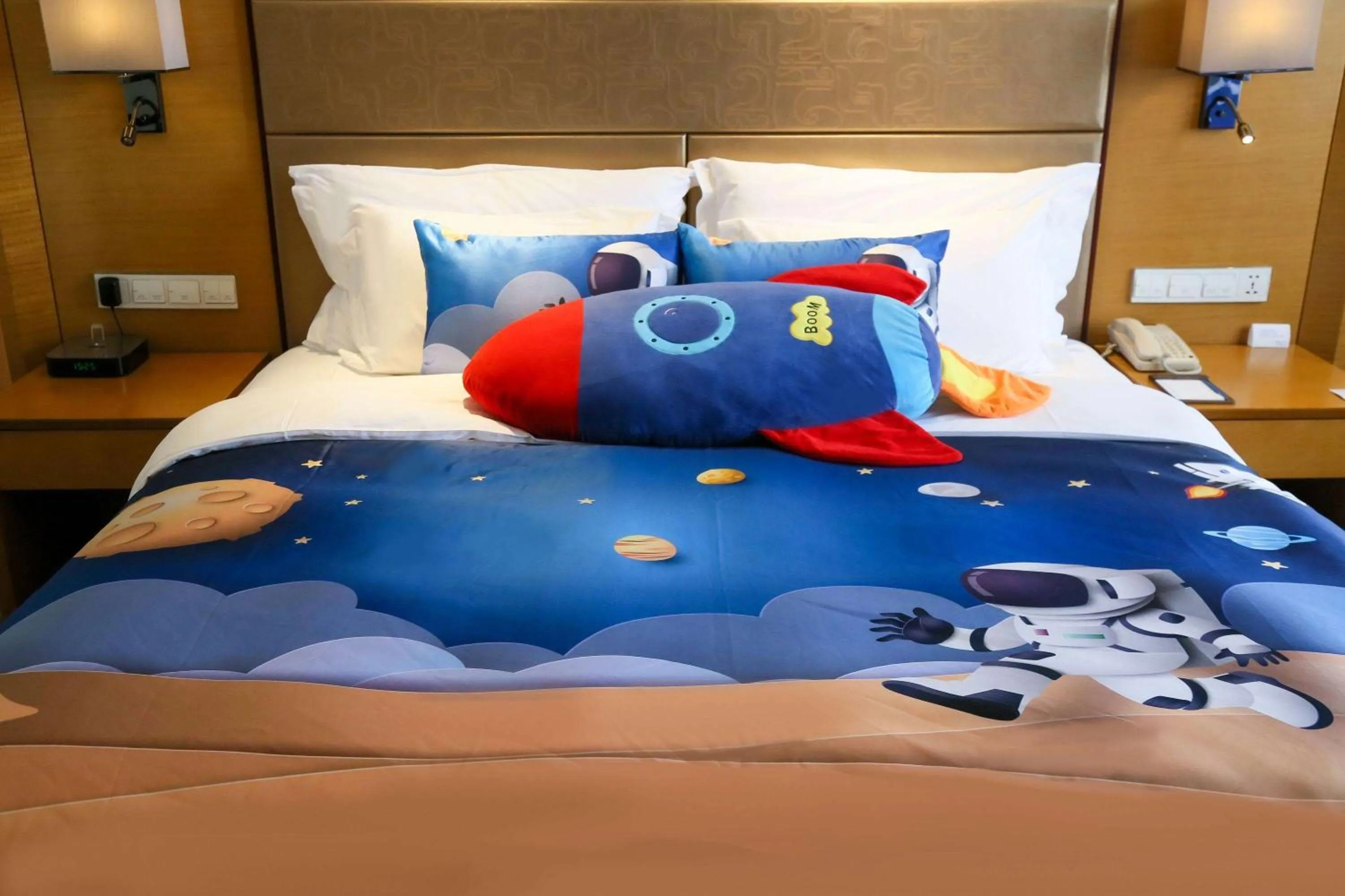 Photo of the whole room, Bed in Wyndham Jingzhou