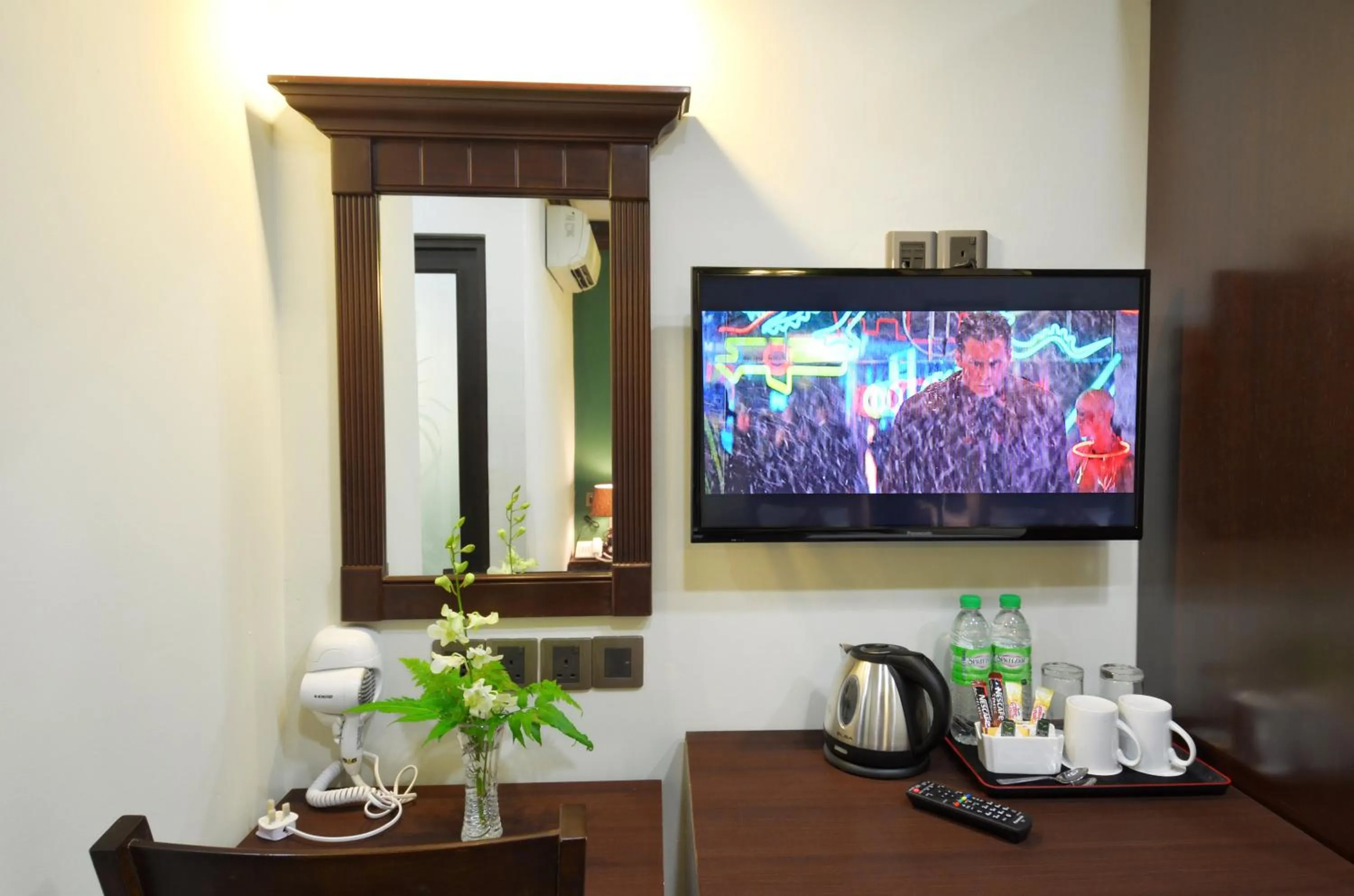 TV and multimedia in Hotel Kooler Inn