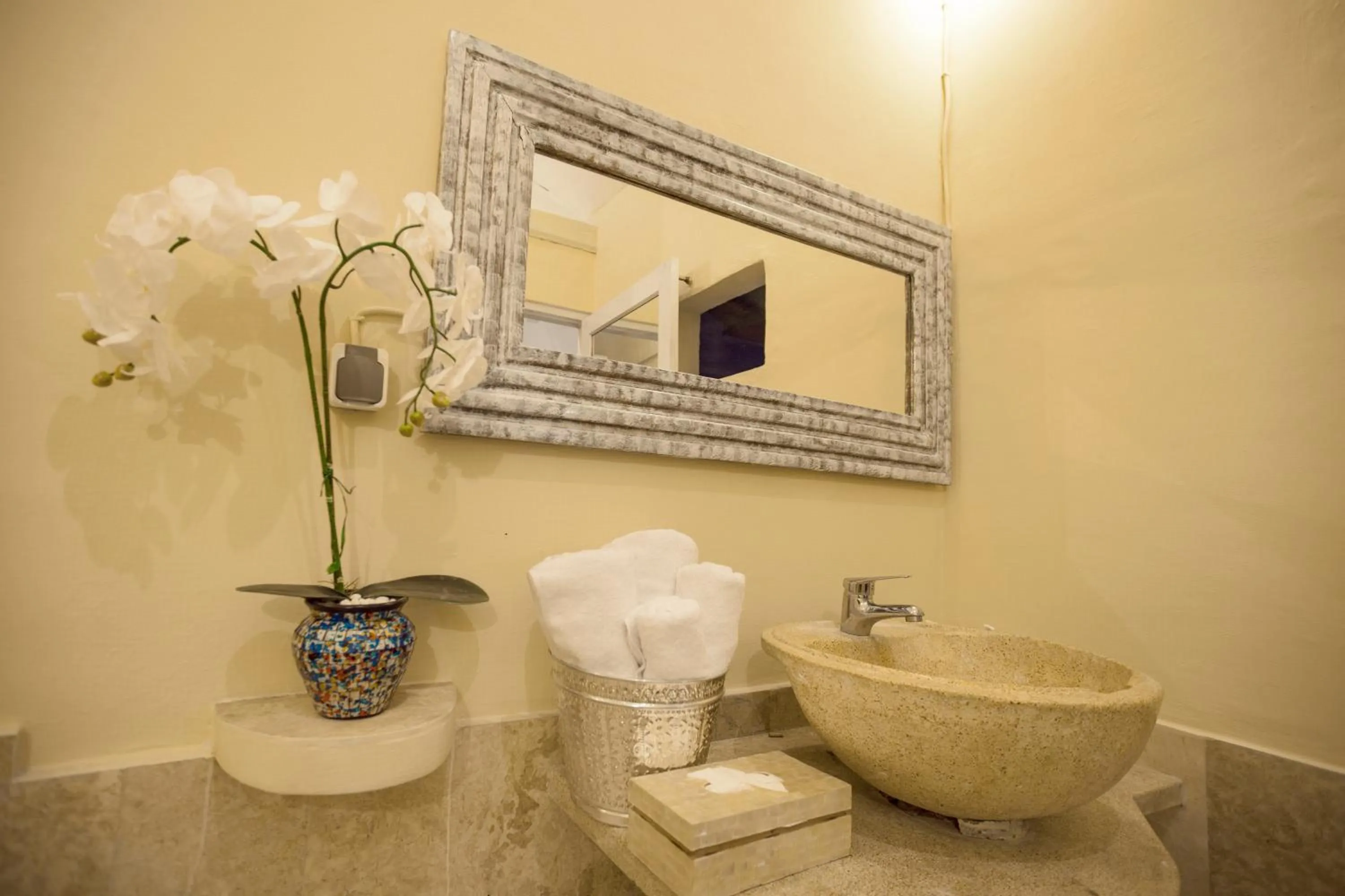 Bathroom in Villa Alam Biru Gardenia