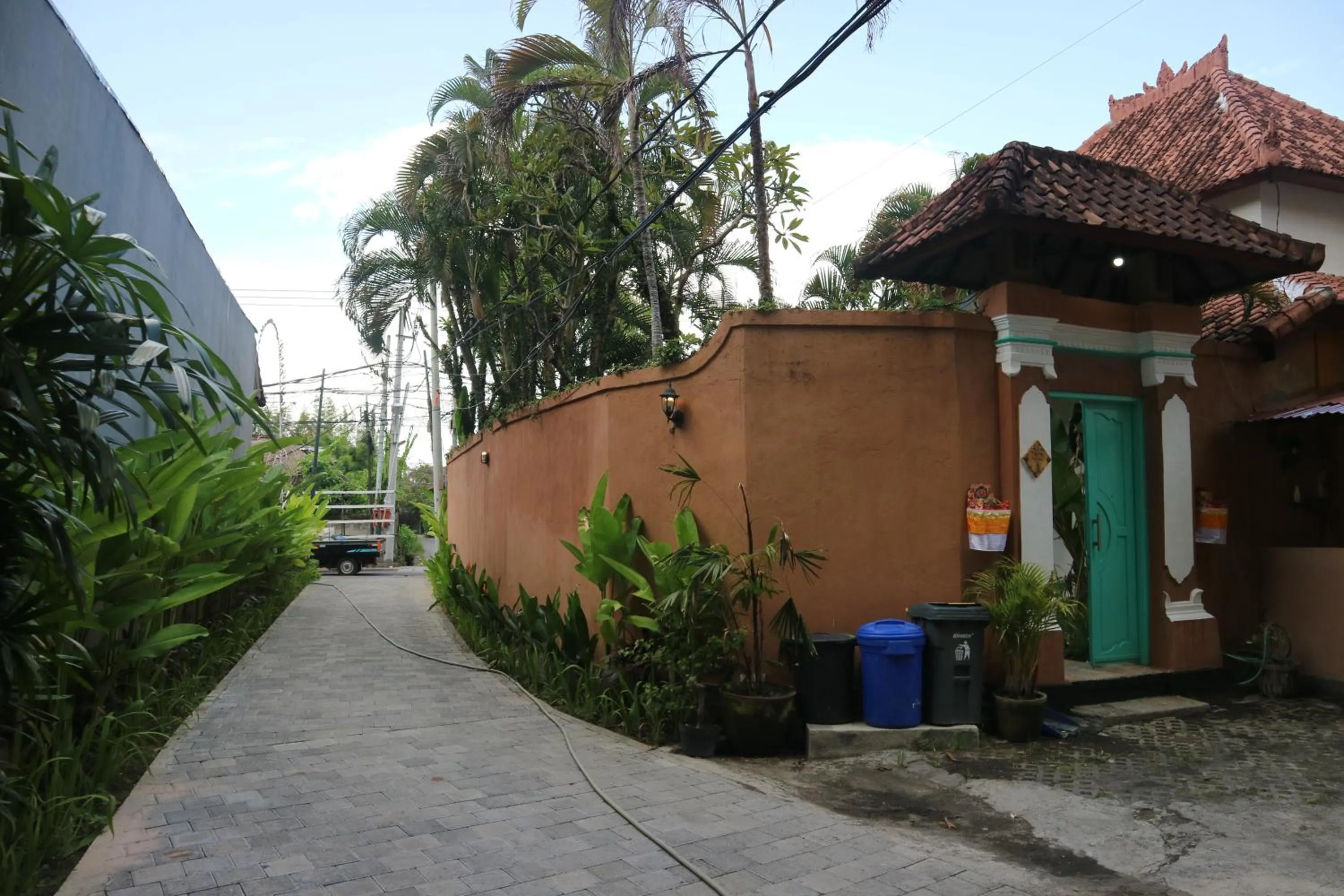Facade/entrance in Villa Alam Biru Gardenia