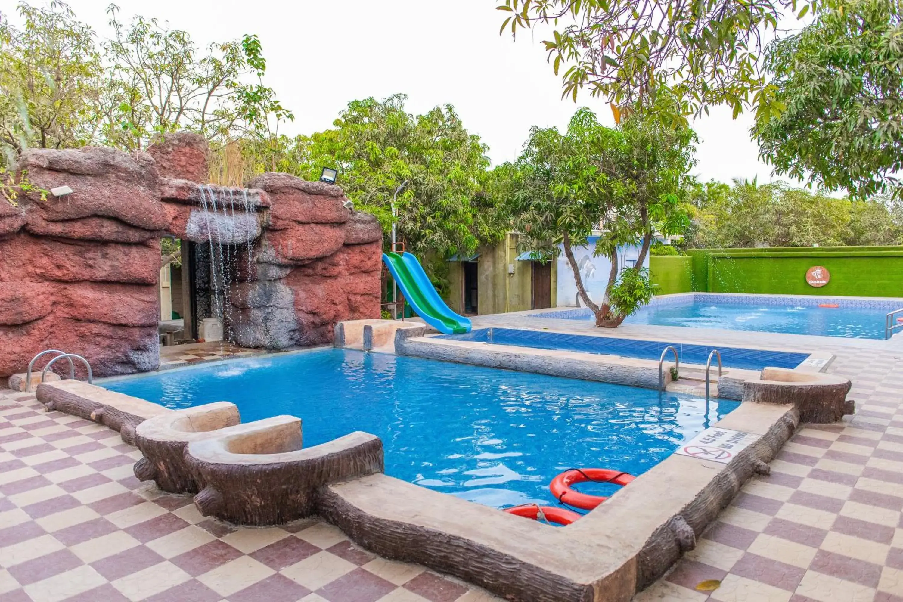 Pool view in Daksh Resort And Amusement Park Pool view in Daksh Resort And Amusement Park