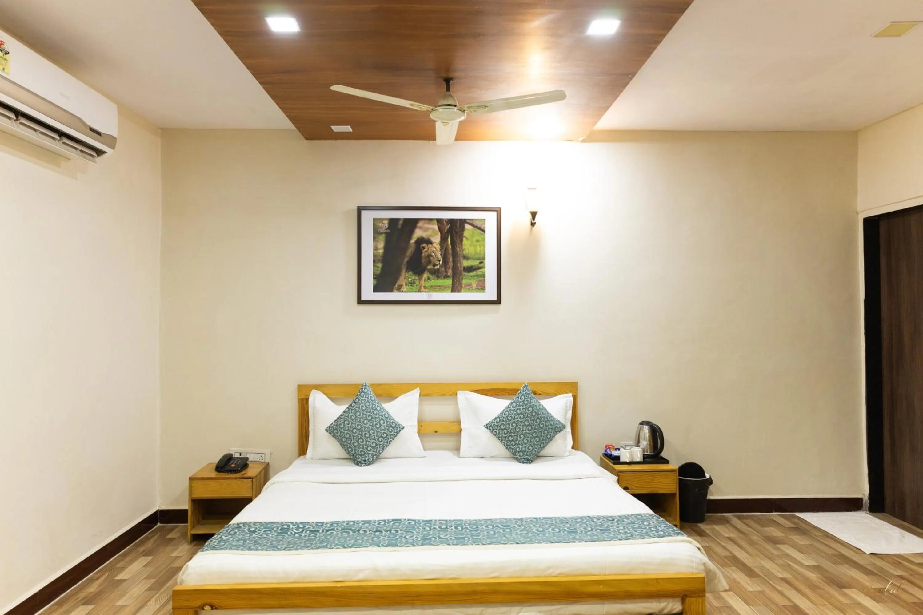 Bedroom, Bed in Daksh Resort And Amusement Park
