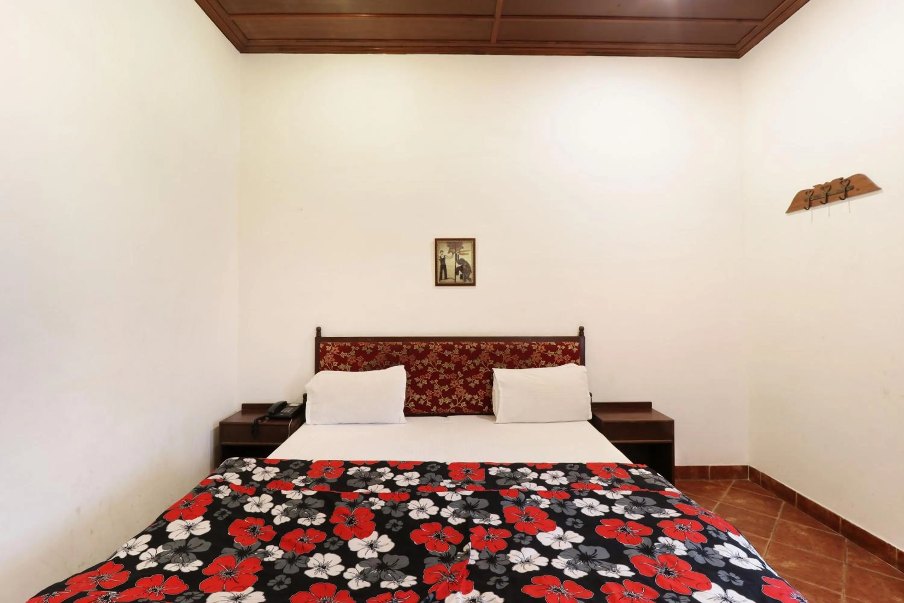 Bed in Hotel Himalayan Club