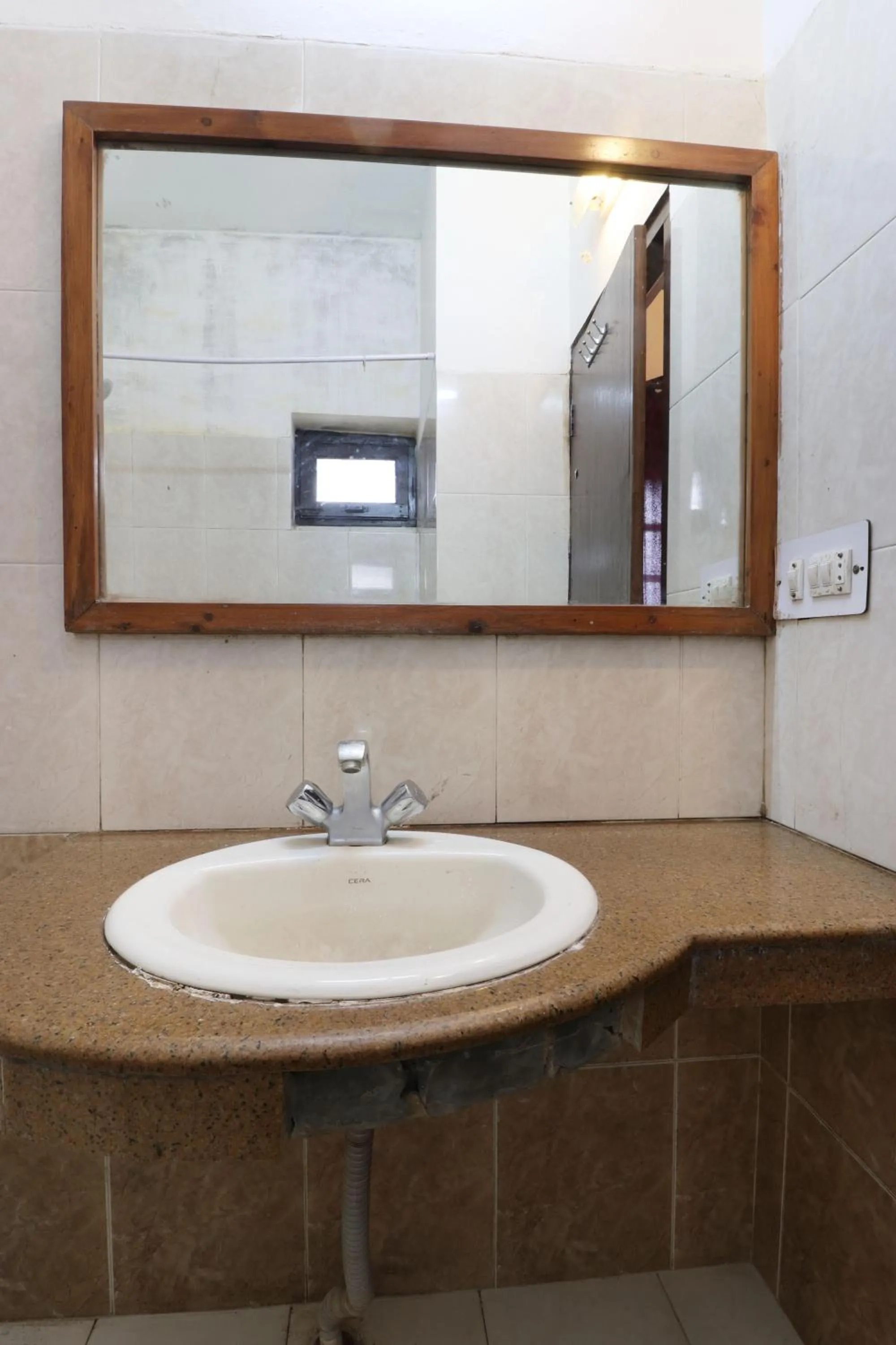 Hotel Himalayan Club