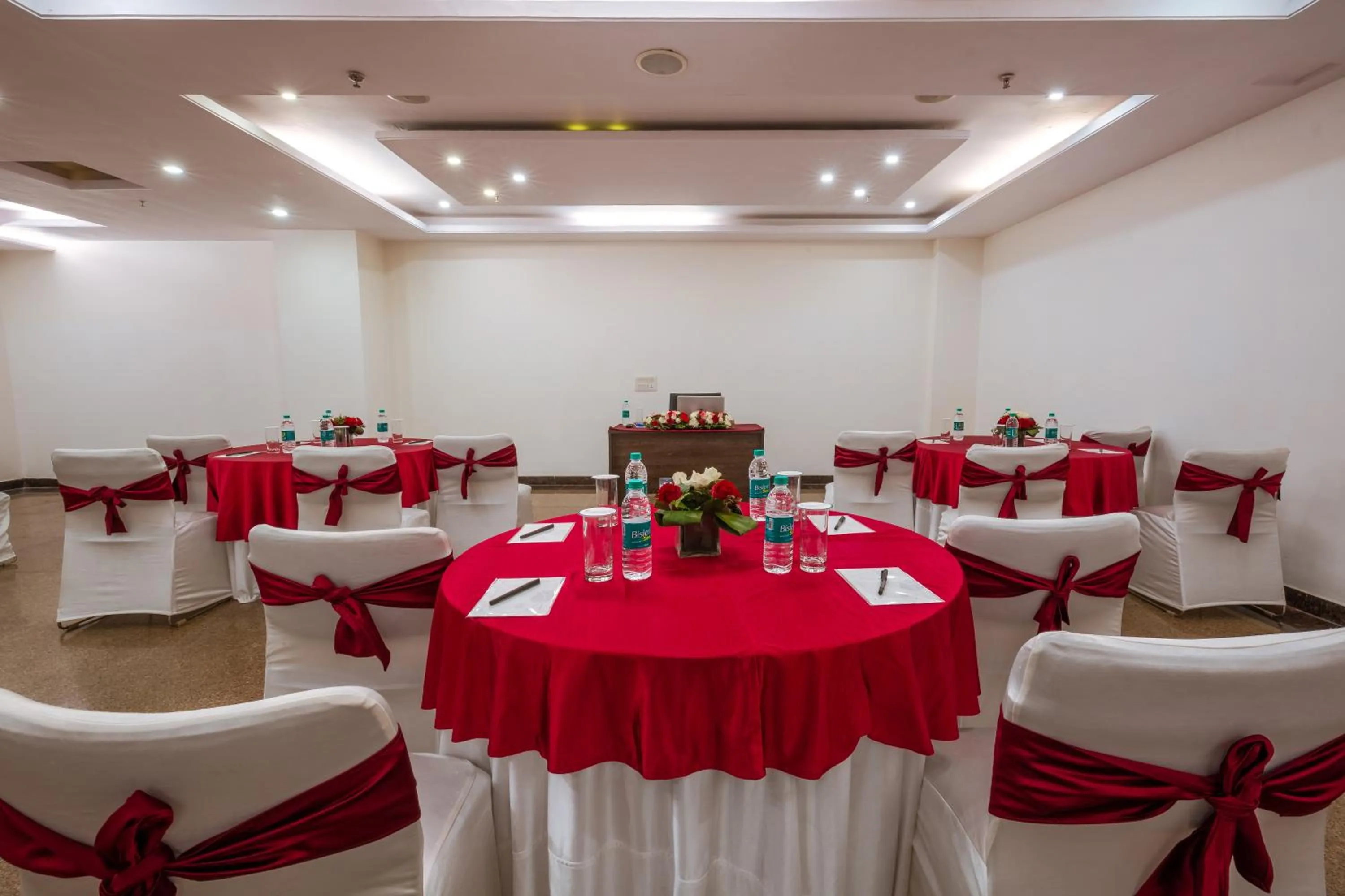 Business facilities in Rosewood Apartment Hotel, Gurgaon