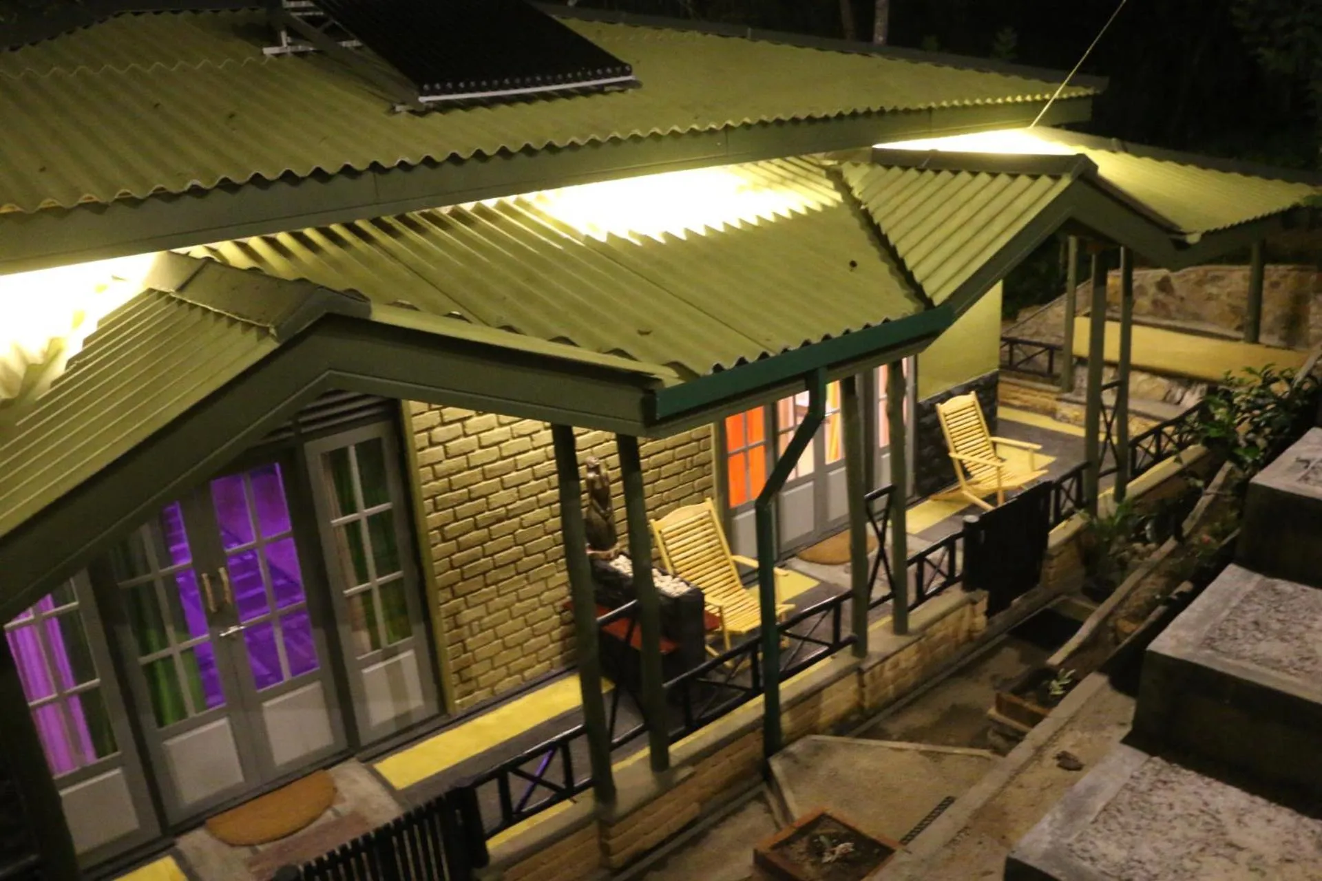Train View Chalet