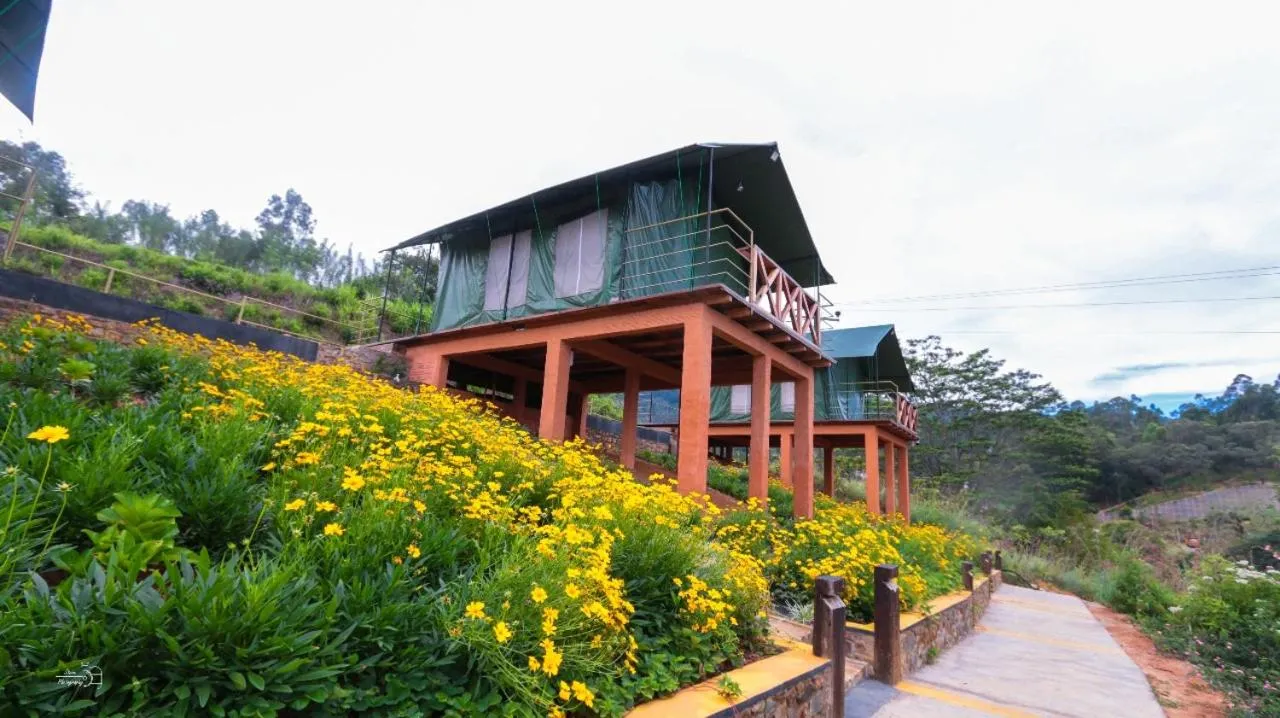 Property building in Train View Chalet