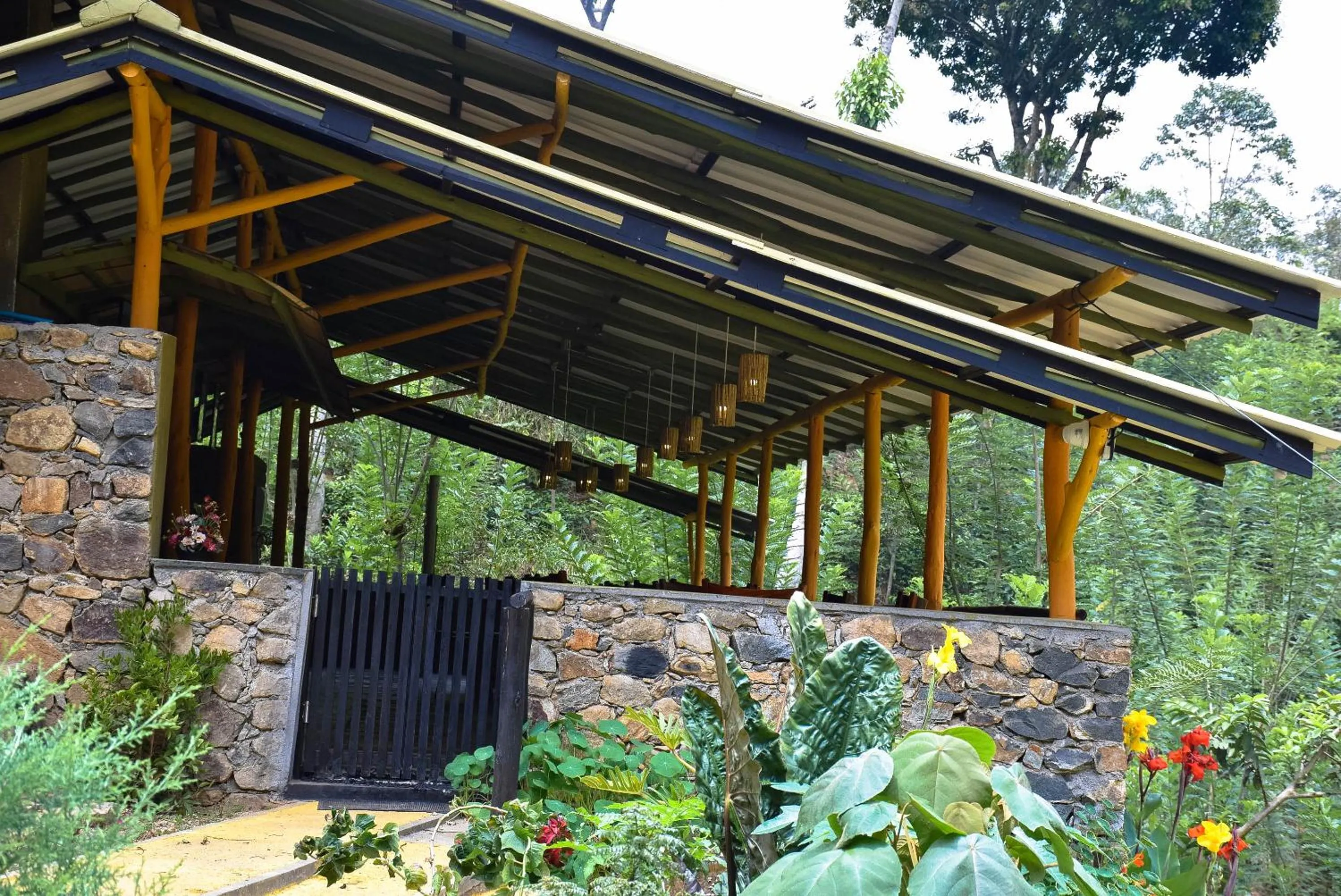 Restaurant/places to eat in Train View Chalet