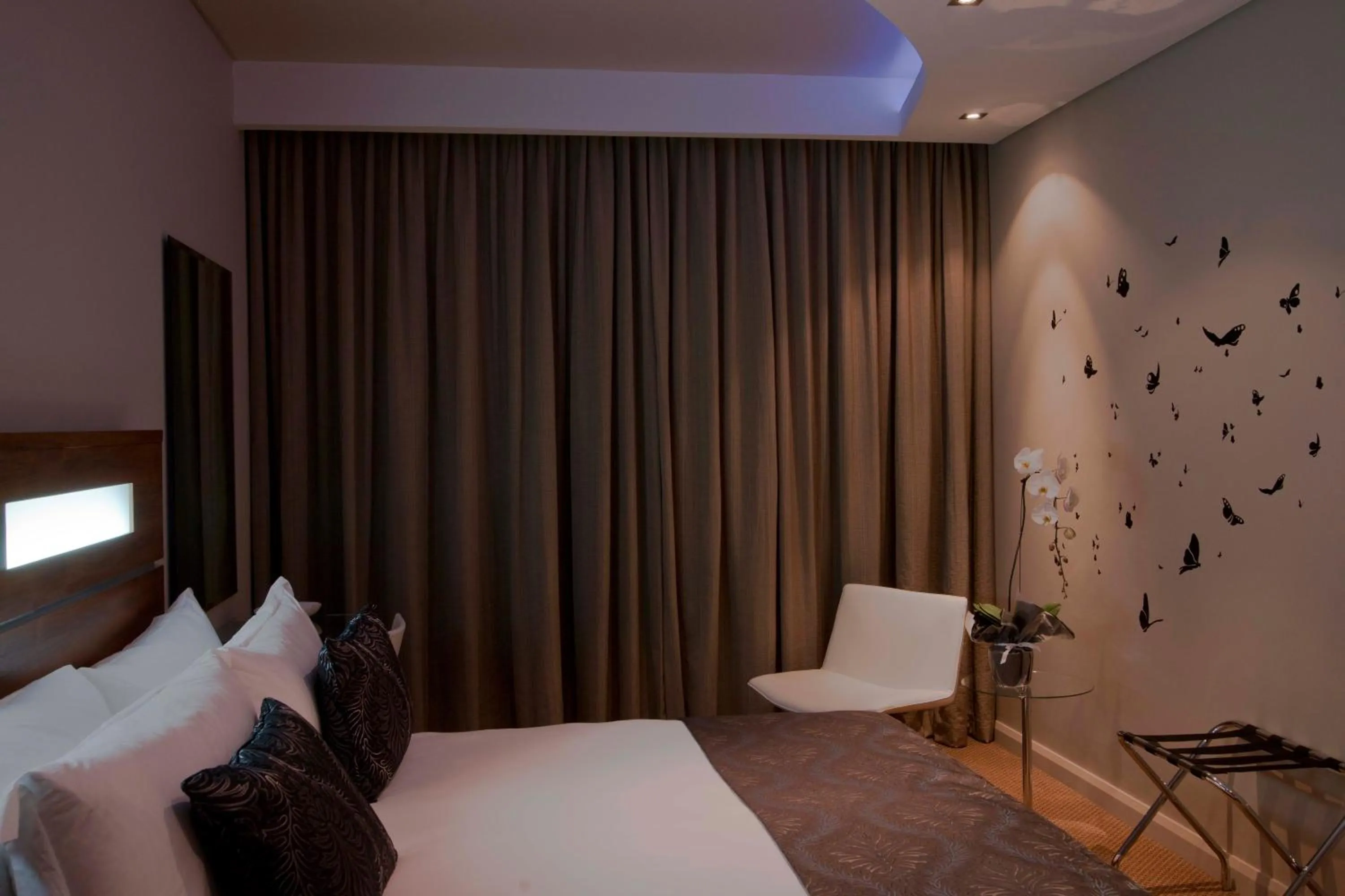 Decorative detail, Bed in Hudson House