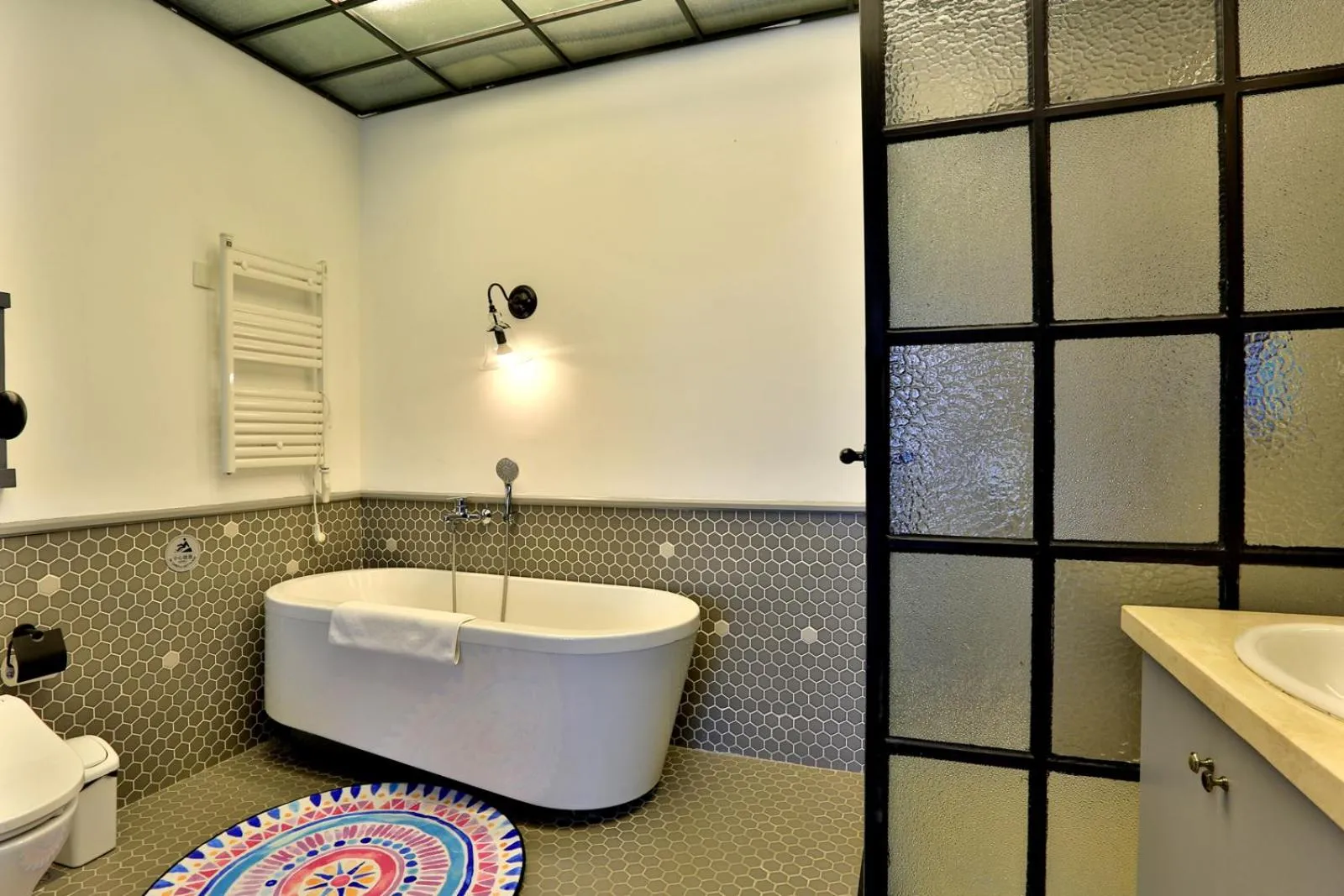 Toilet in Youxiake Canal Hotel Hangzhou