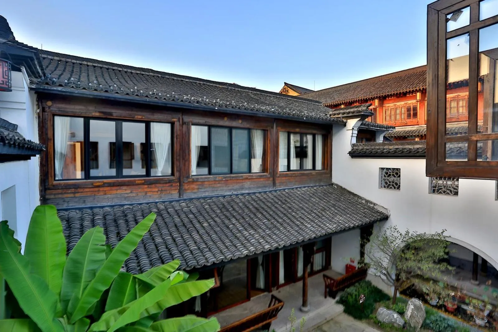 Property building in Youxiake Canal Hotel Hangzhou