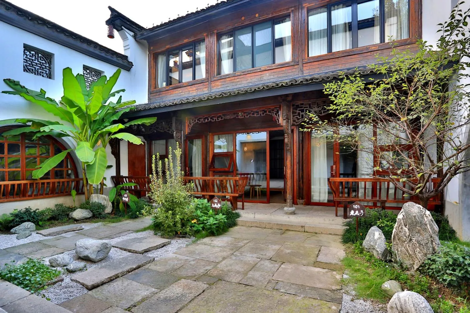 Property building in Youxiake Canal Hotel Hangzhou