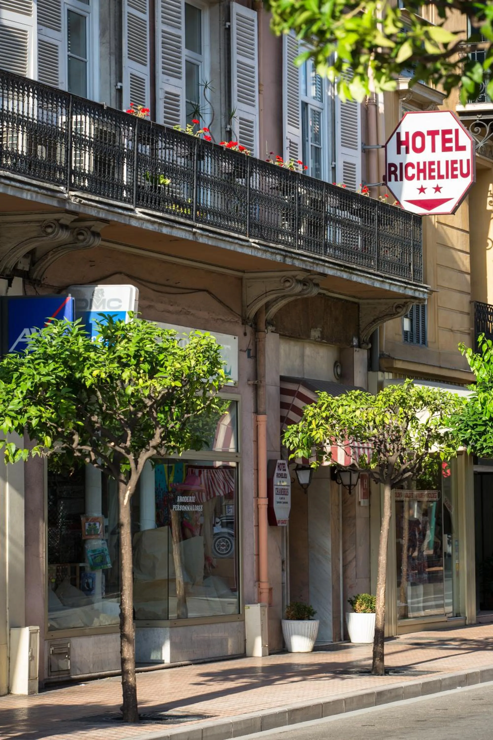 Property building in Hôtel Richelieu