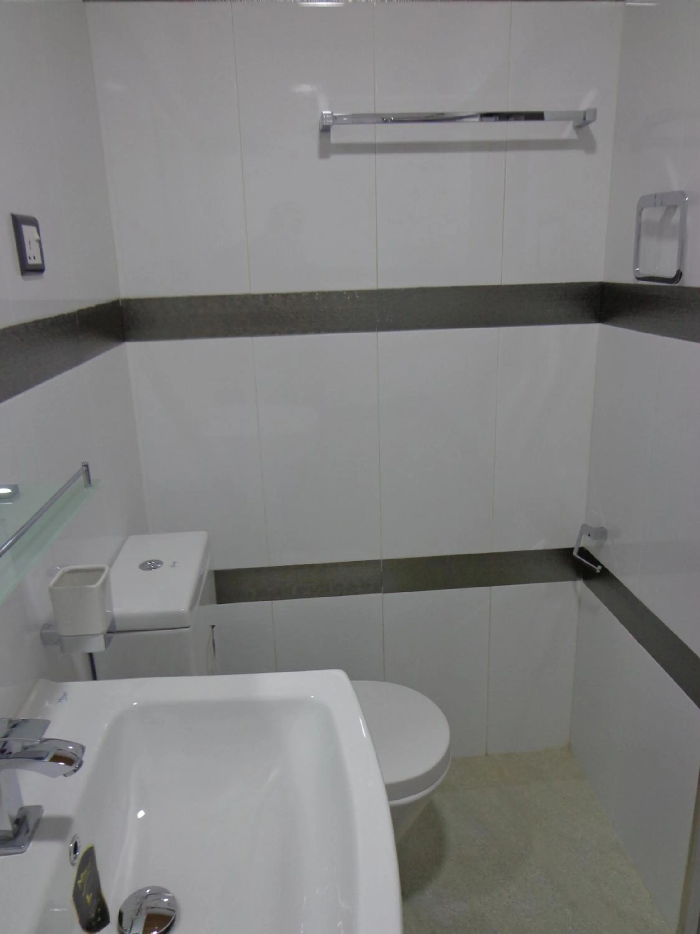 Bathroom in Rajarata Reach Resort