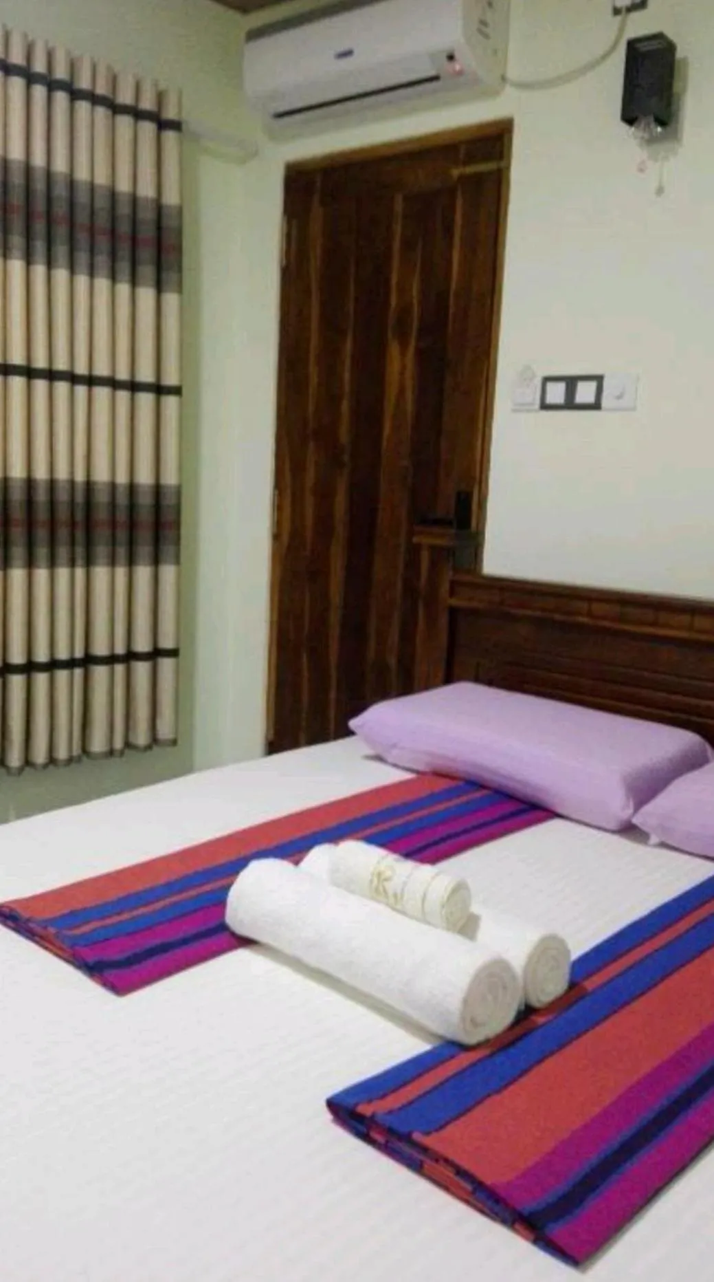 Bed in Rajarata Reach Resort