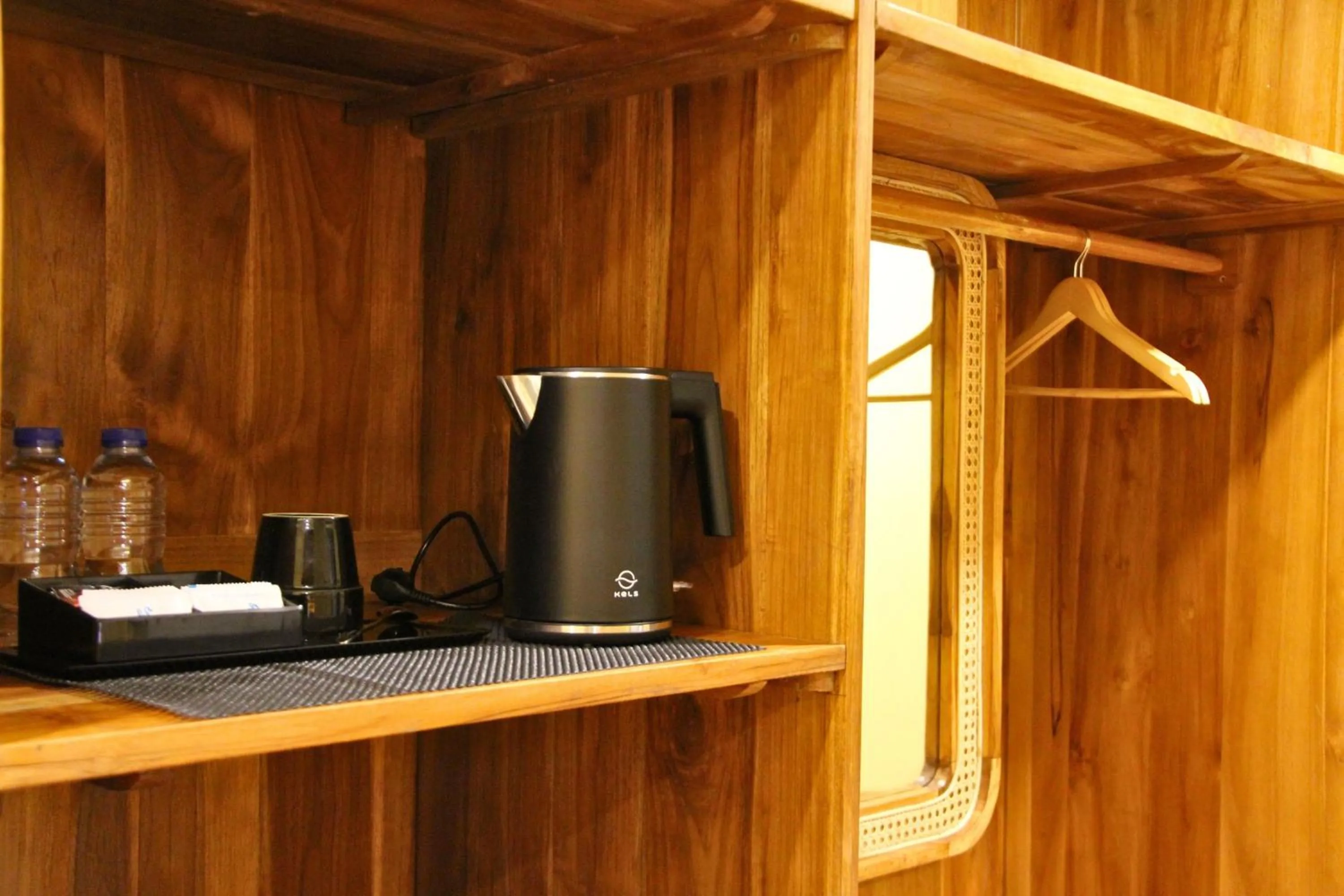 Coffee/tea facilities in AB Hotel Kuta by AGATA