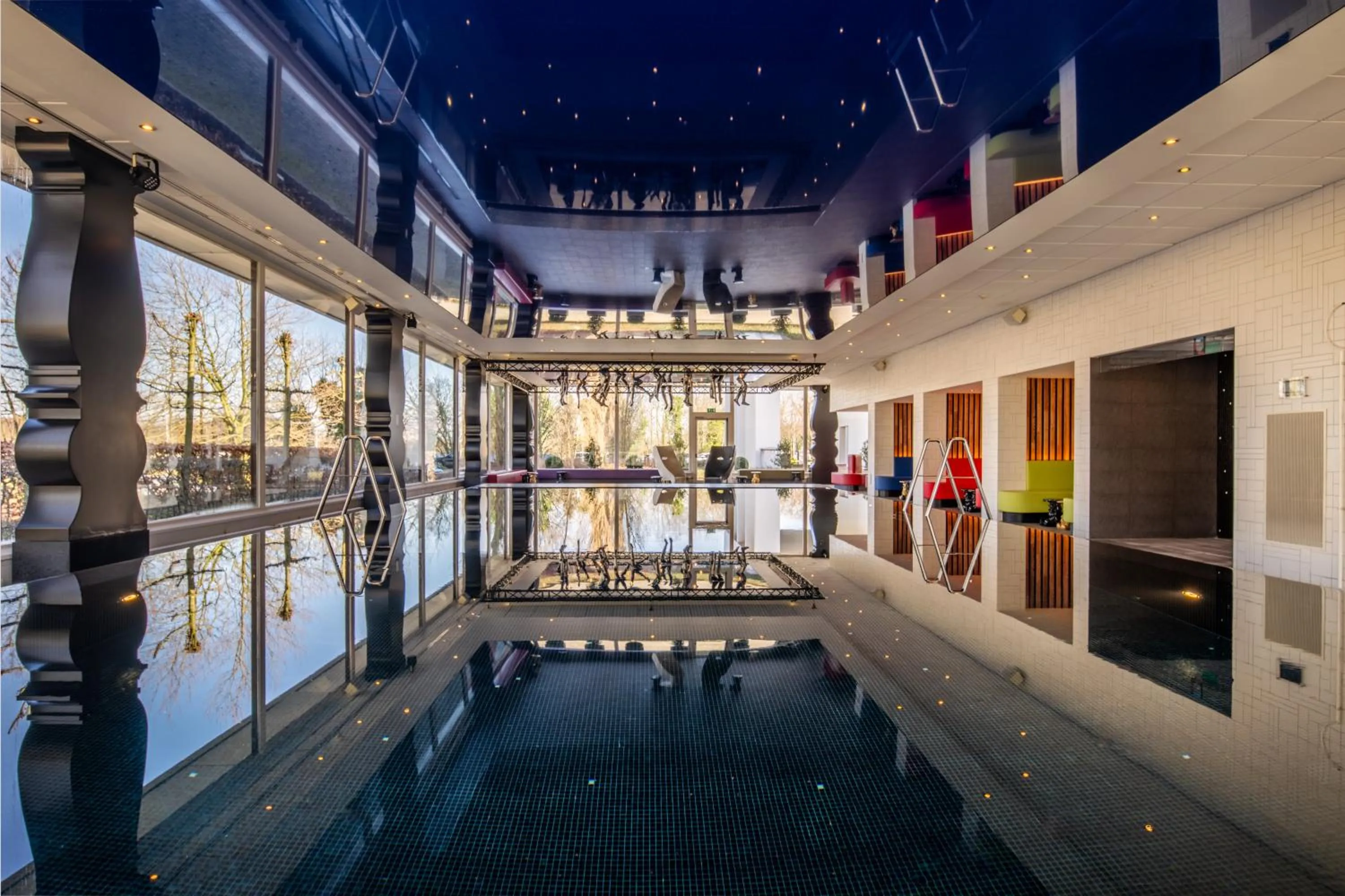 Swimming pool in Crowne Plaza Antwerpen by IHG