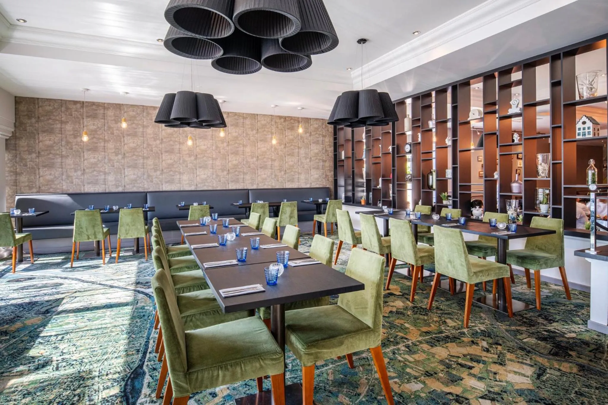 Restaurant/places to eat in Crowne Plaza Antwerpen by IHG