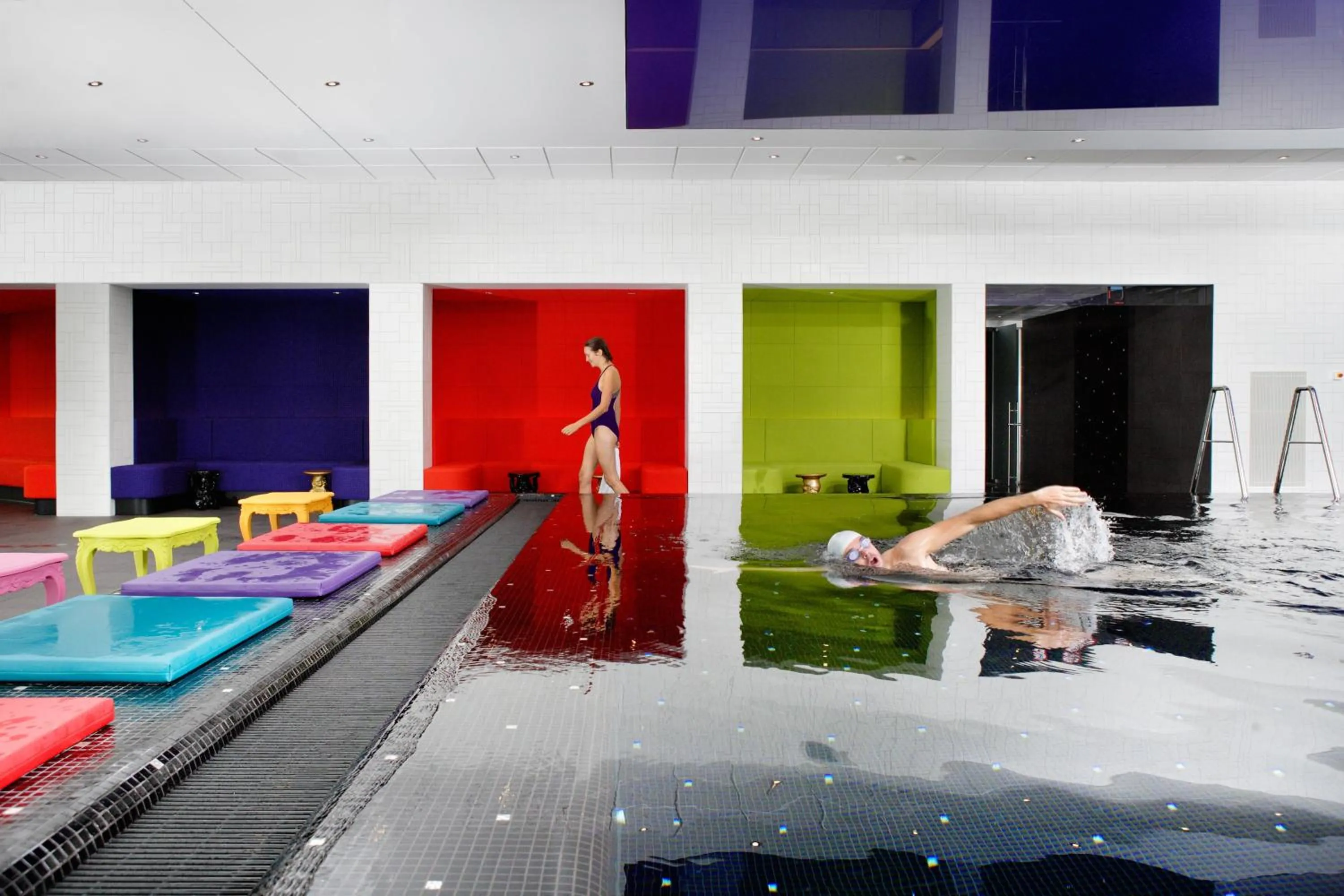 Swimming pool in Crowne Plaza Antwerpen by IHG