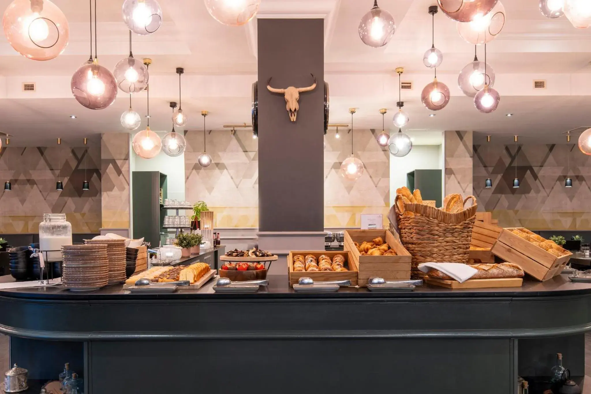 Breakfast in Crowne Plaza Antwerpen by IHG Breakfast in Crowne Plaza Antwerpen by IHG