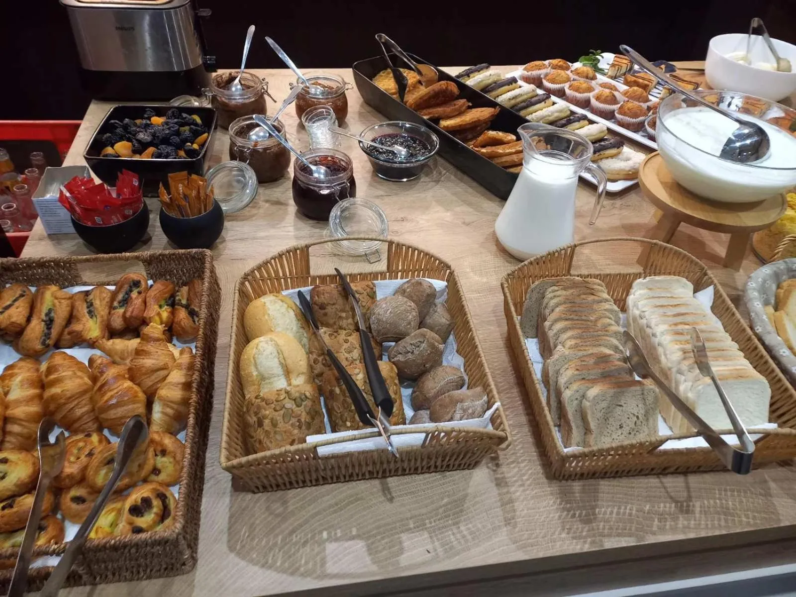 Restaurant/places to eat in Sofia Palace Hotel by HMG