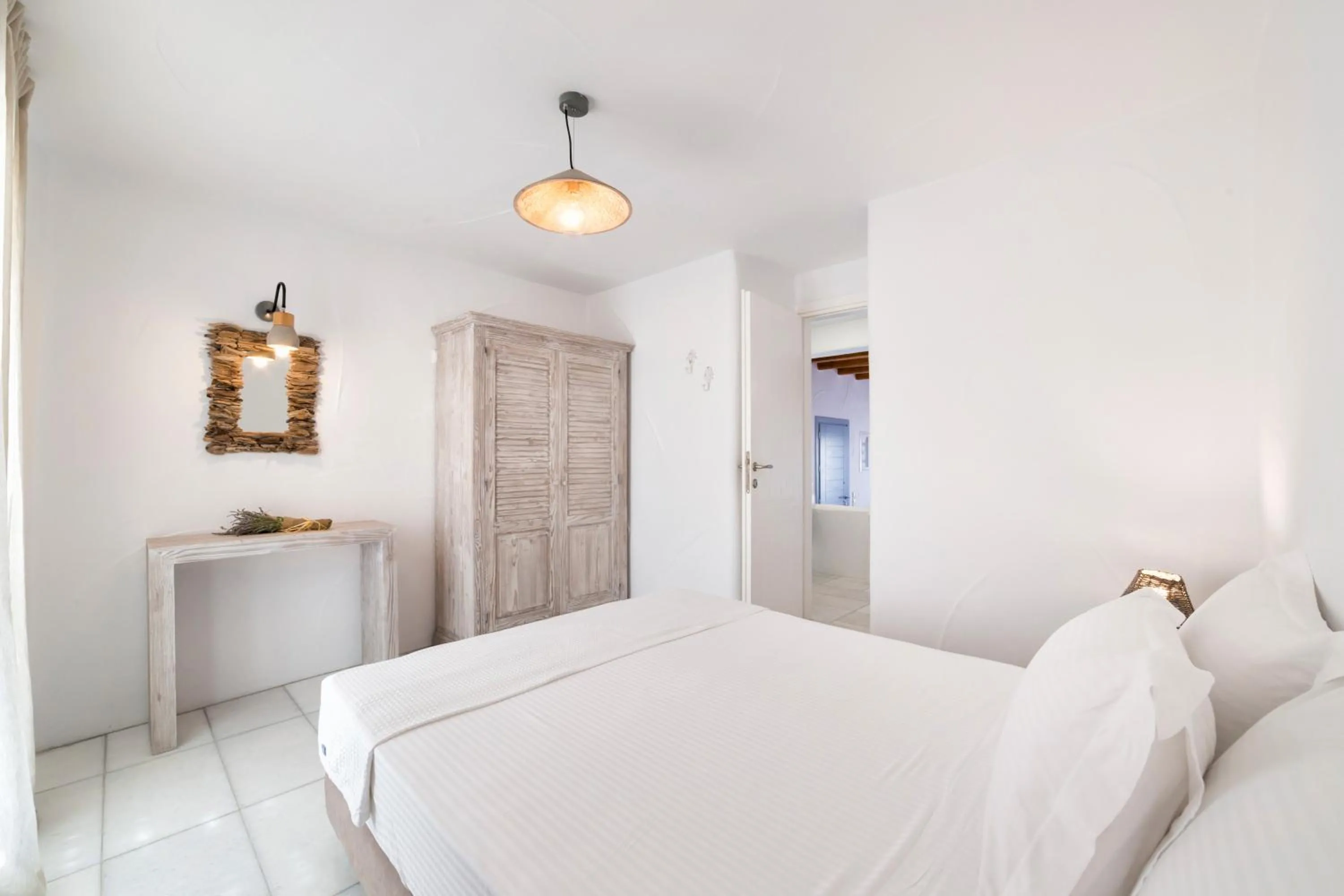 Bedroom, Bed in Aegean Colors Koufonisia