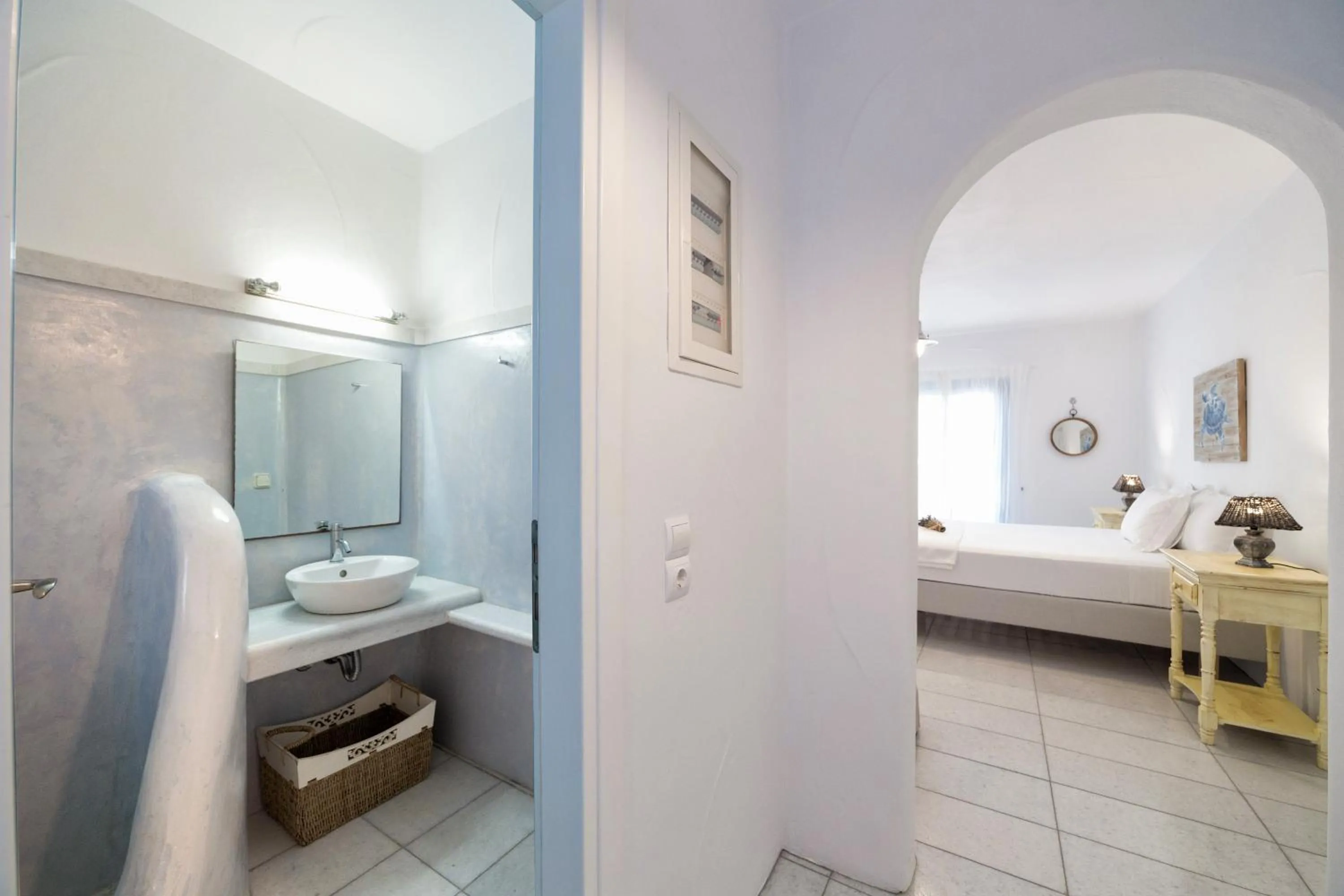 Bathroom, Bed in Aegean Colors Koufonisia