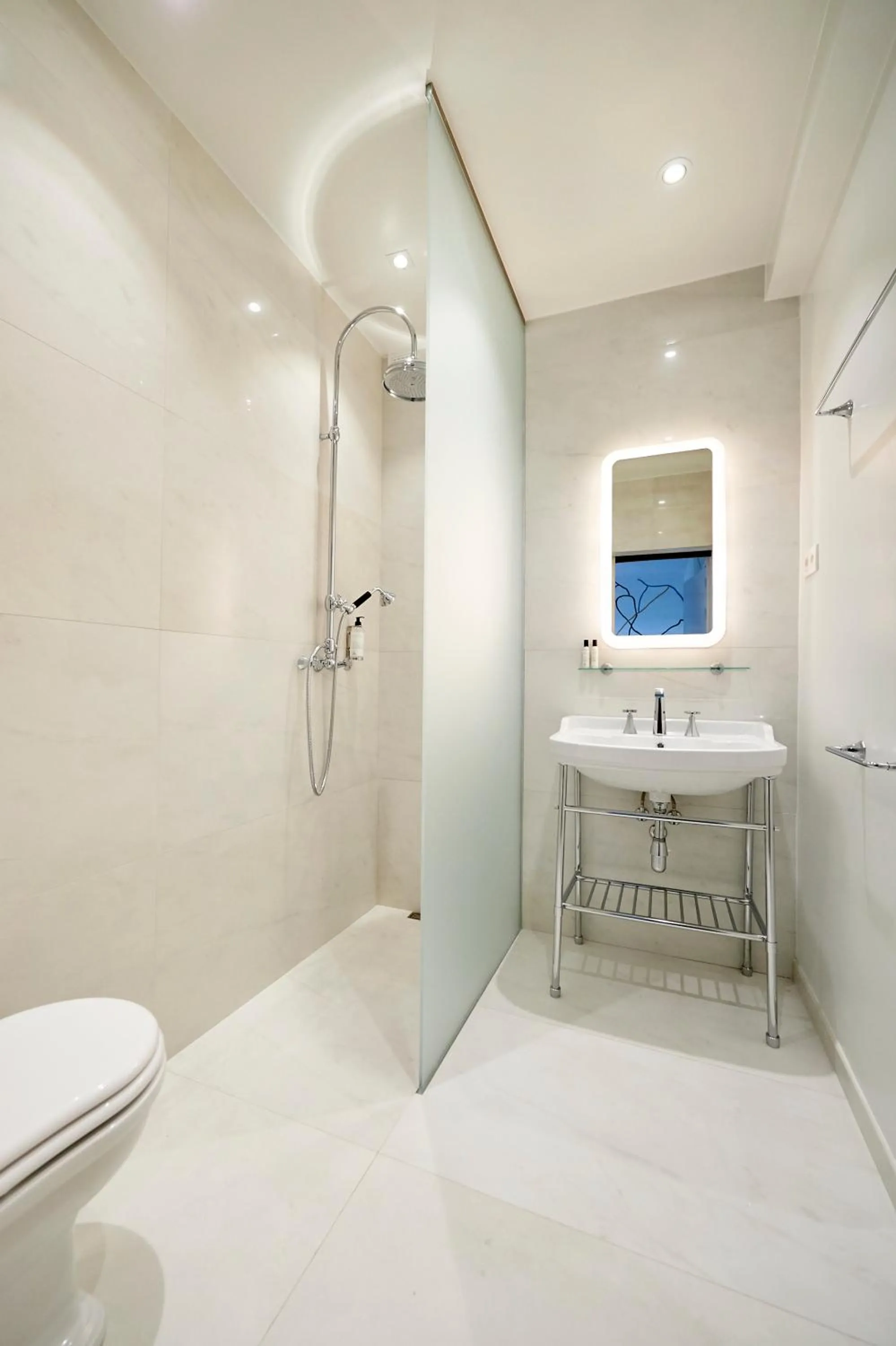 Bathroom in Hotel Groenendaal