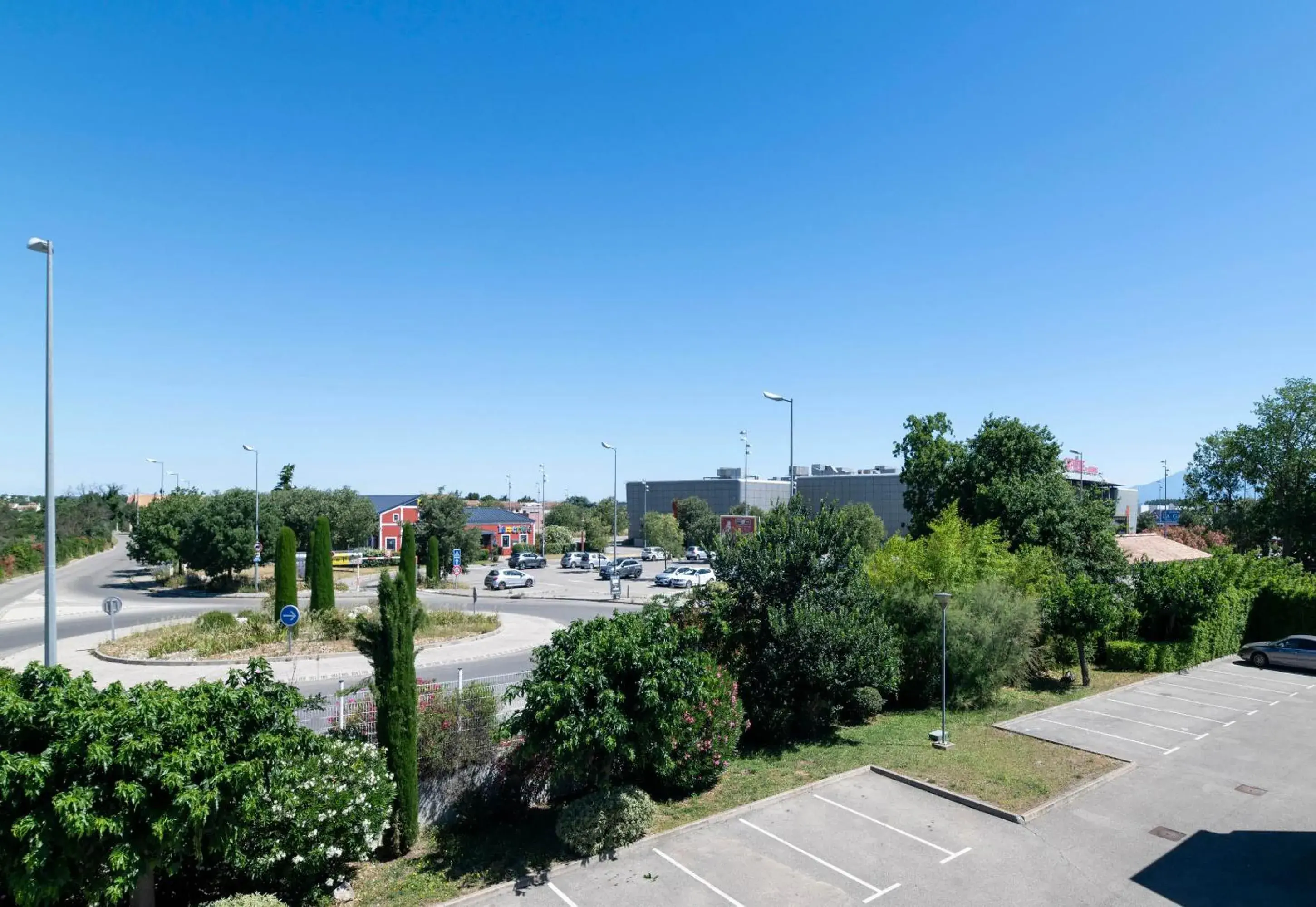 City view in B&B HOTEL Avignon 1 City view in B&B HOTEL Avignon 1