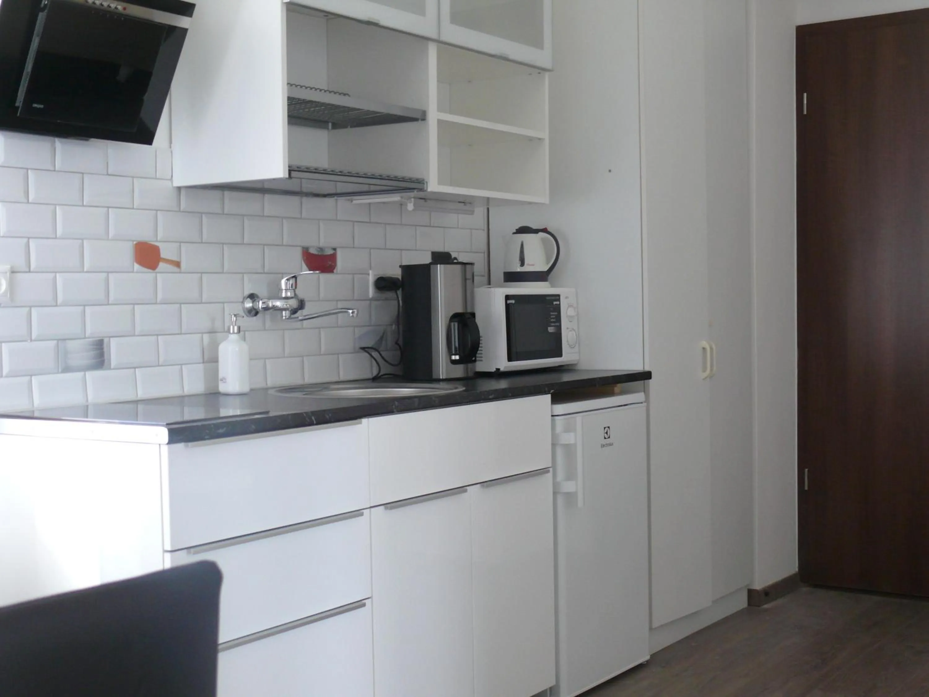 Diamond Astoria Apartments