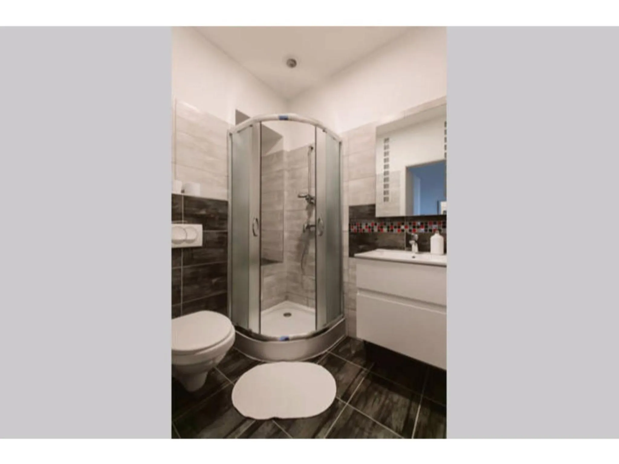 Diamond Astoria Apartments