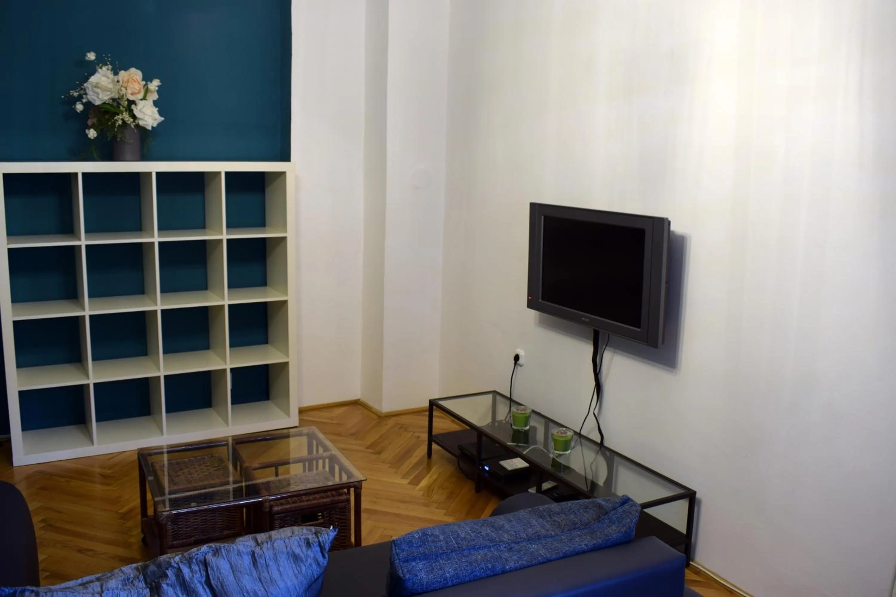 Diamond Astoria Apartments