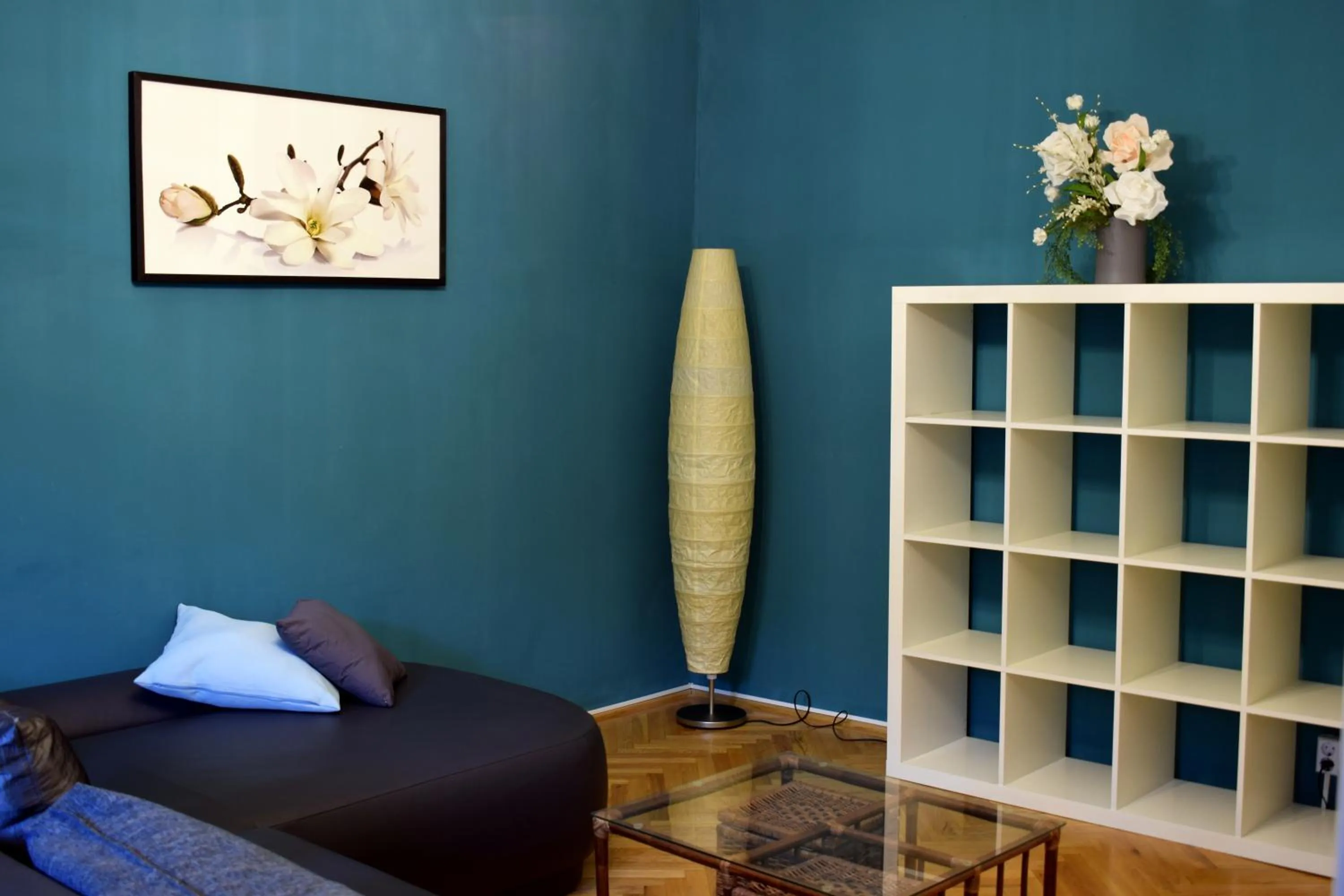 Diamond Astoria Apartments