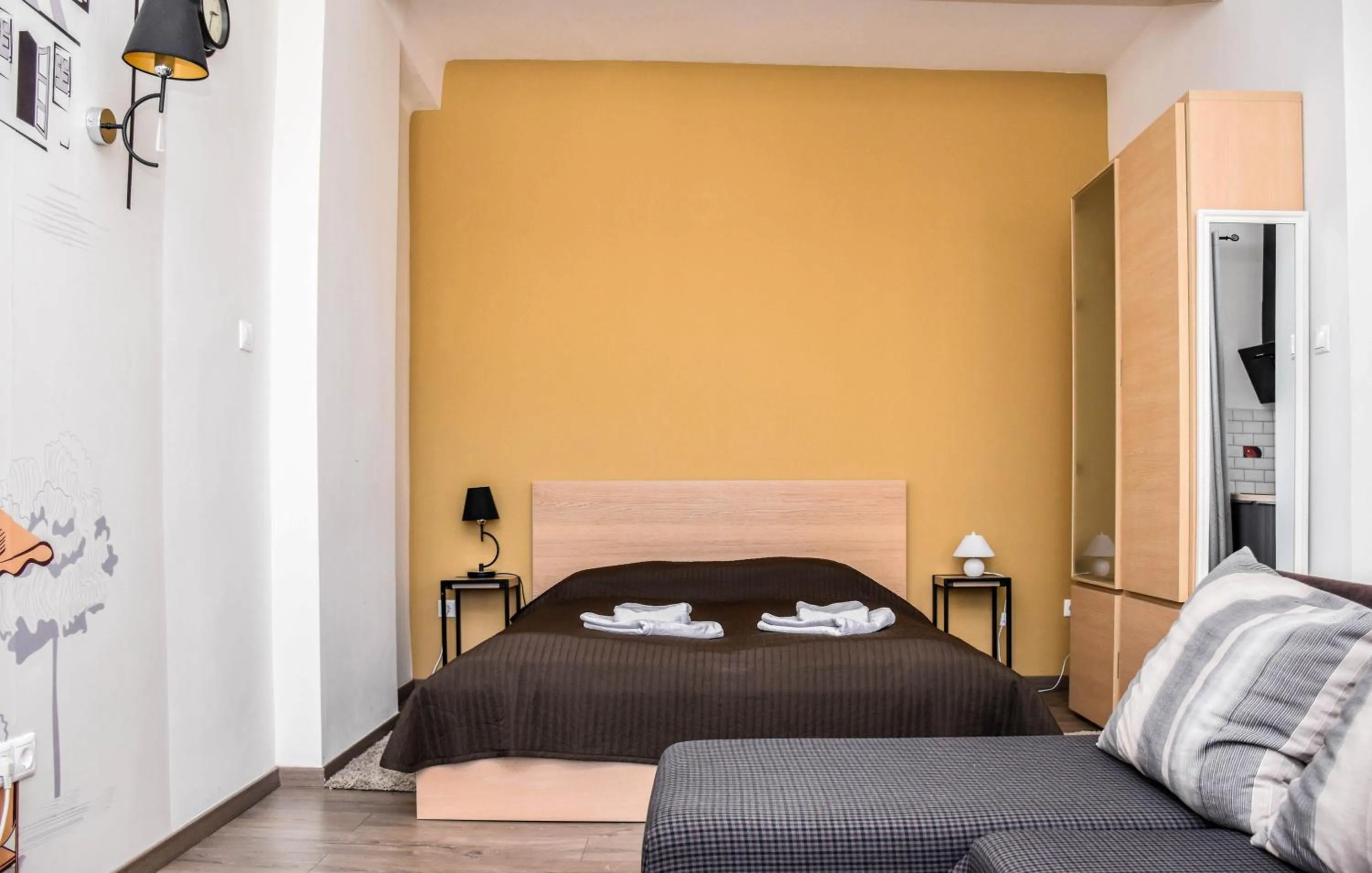 Bed in Diamond Astoria Apartments