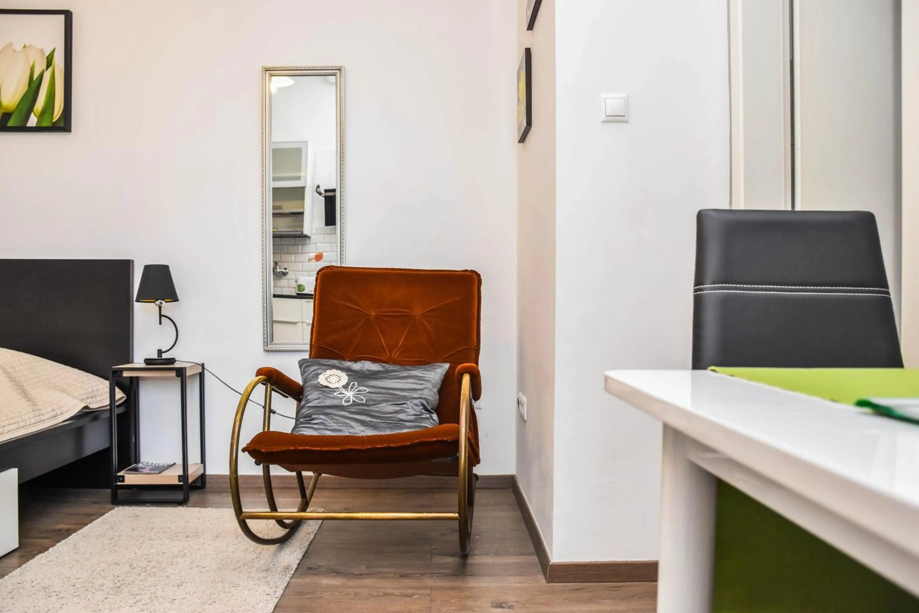 Bed in Diamond Astoria Apartments