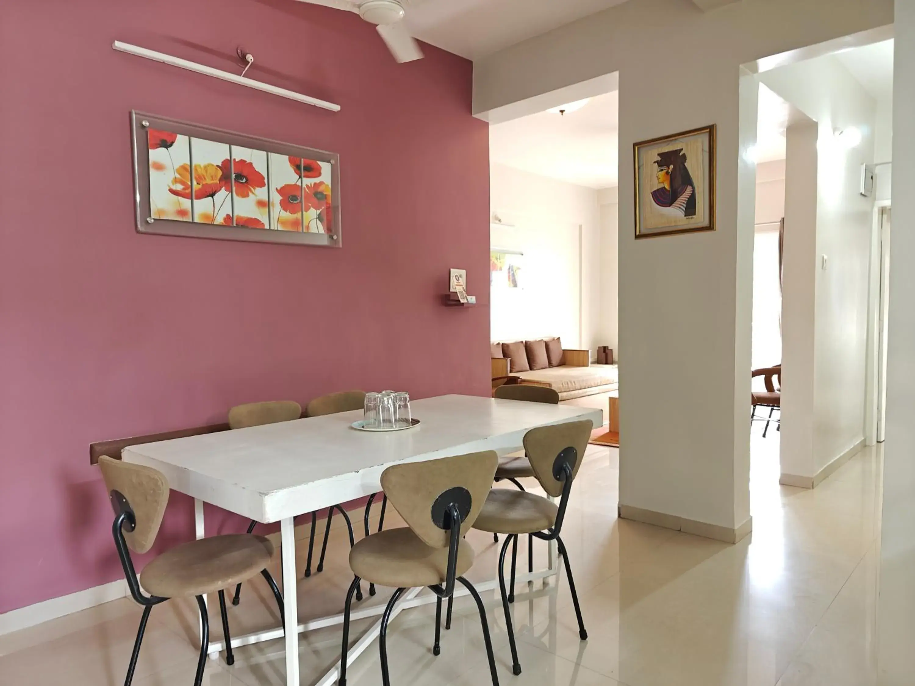 Two-Bedroom Apartment in Chandralok Service Apartments Two-Bedroom Apartment in Chandralok Service Apartments