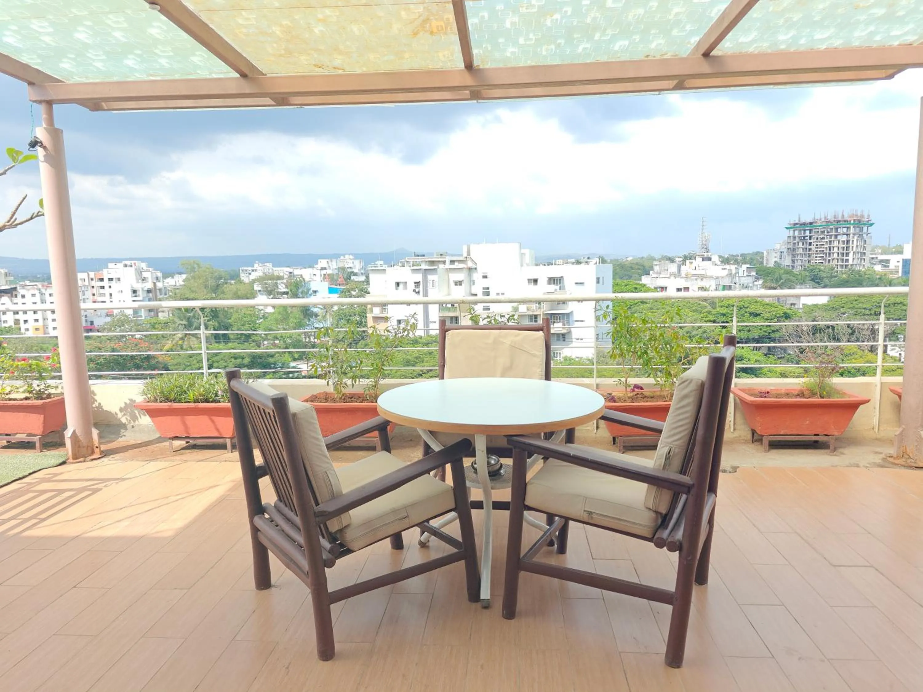 Studio Apartment in Chandralok Service Apartments