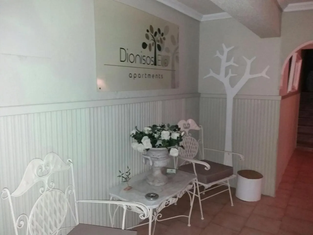 Facade/entrance in Dionisos Elia