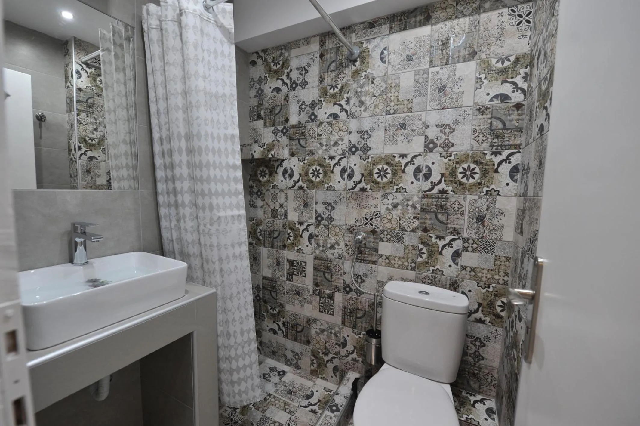 Bathroom in Dionisos Elia