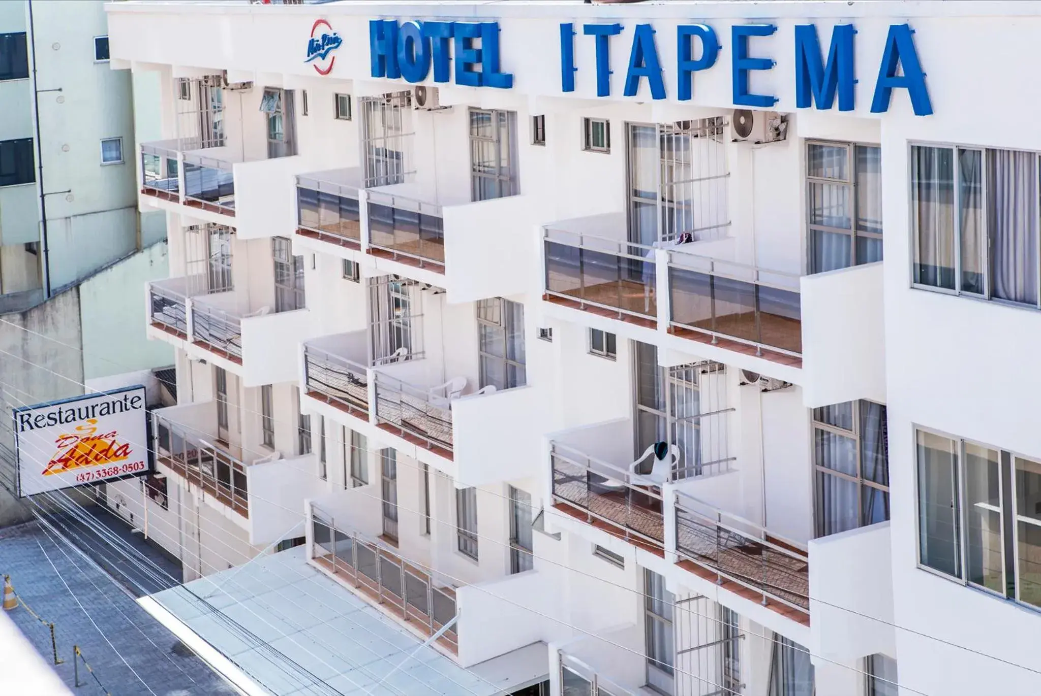 Facade/entrance in Hotel Itapema Meia Praia Facade/entrance in Hotel Itapema Meia Praia