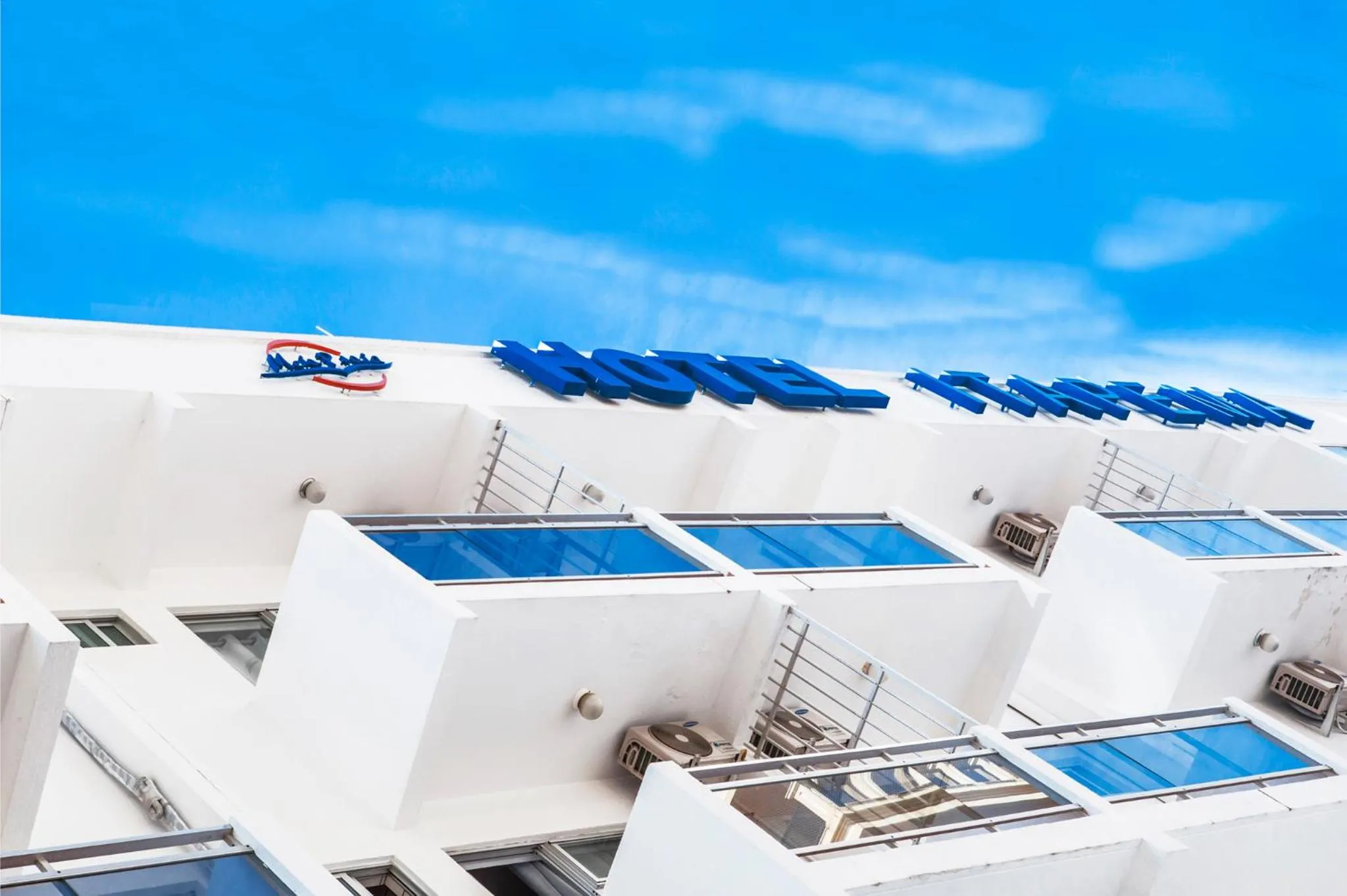 Facade/entrance in Hotel Itapema Meia Praia