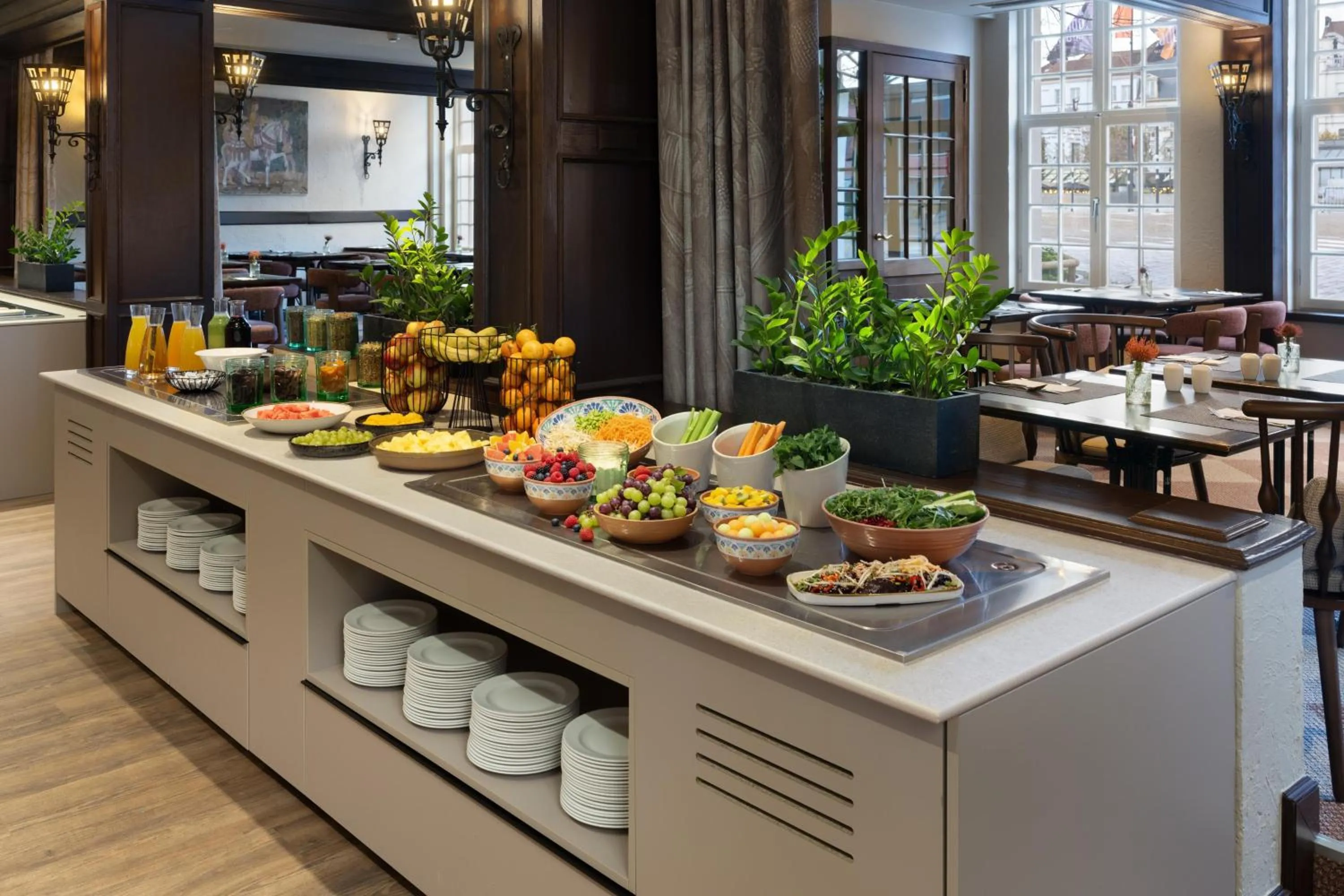 Restaurant/places to eat in NH Brugge