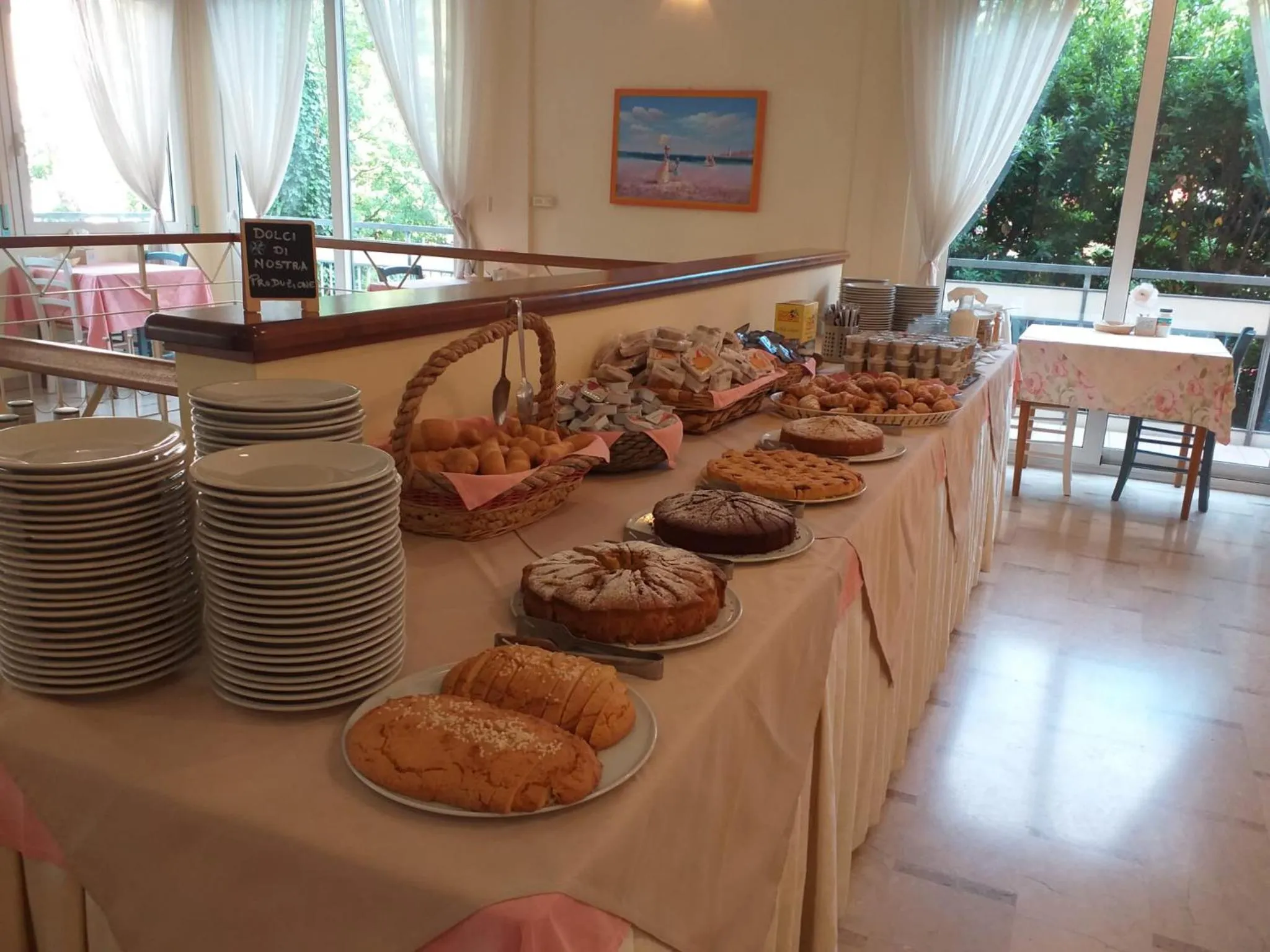 Breakfast in Hotel Rugantino