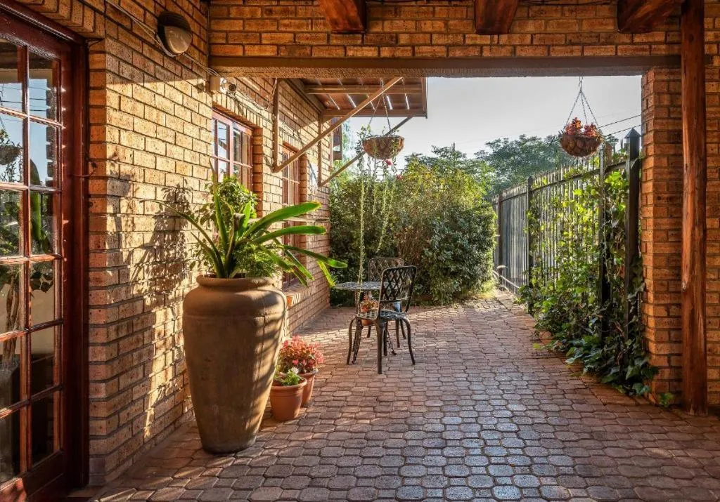 Garden view in Kuruman Inn