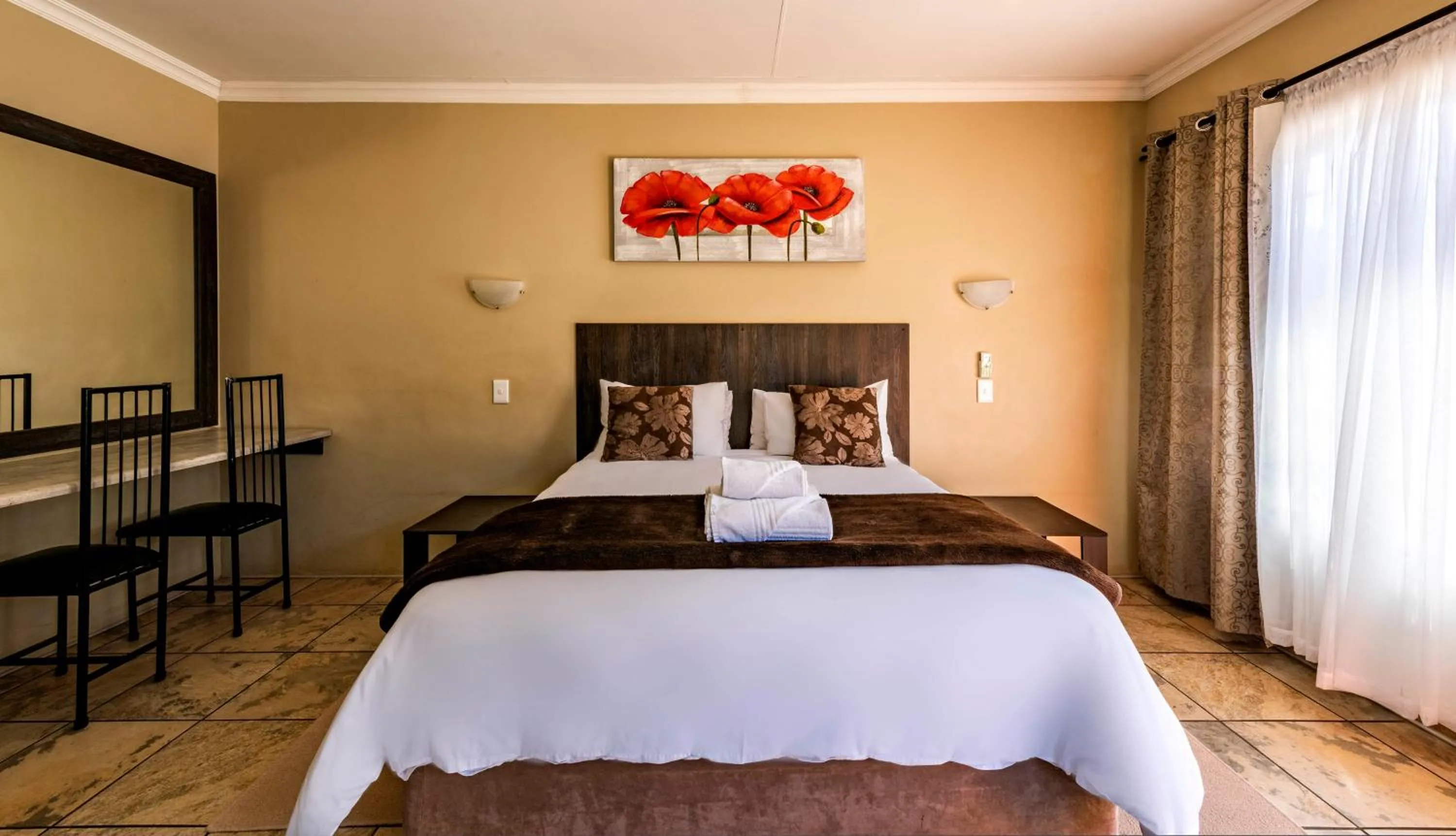 Bed in Kuruman Inn