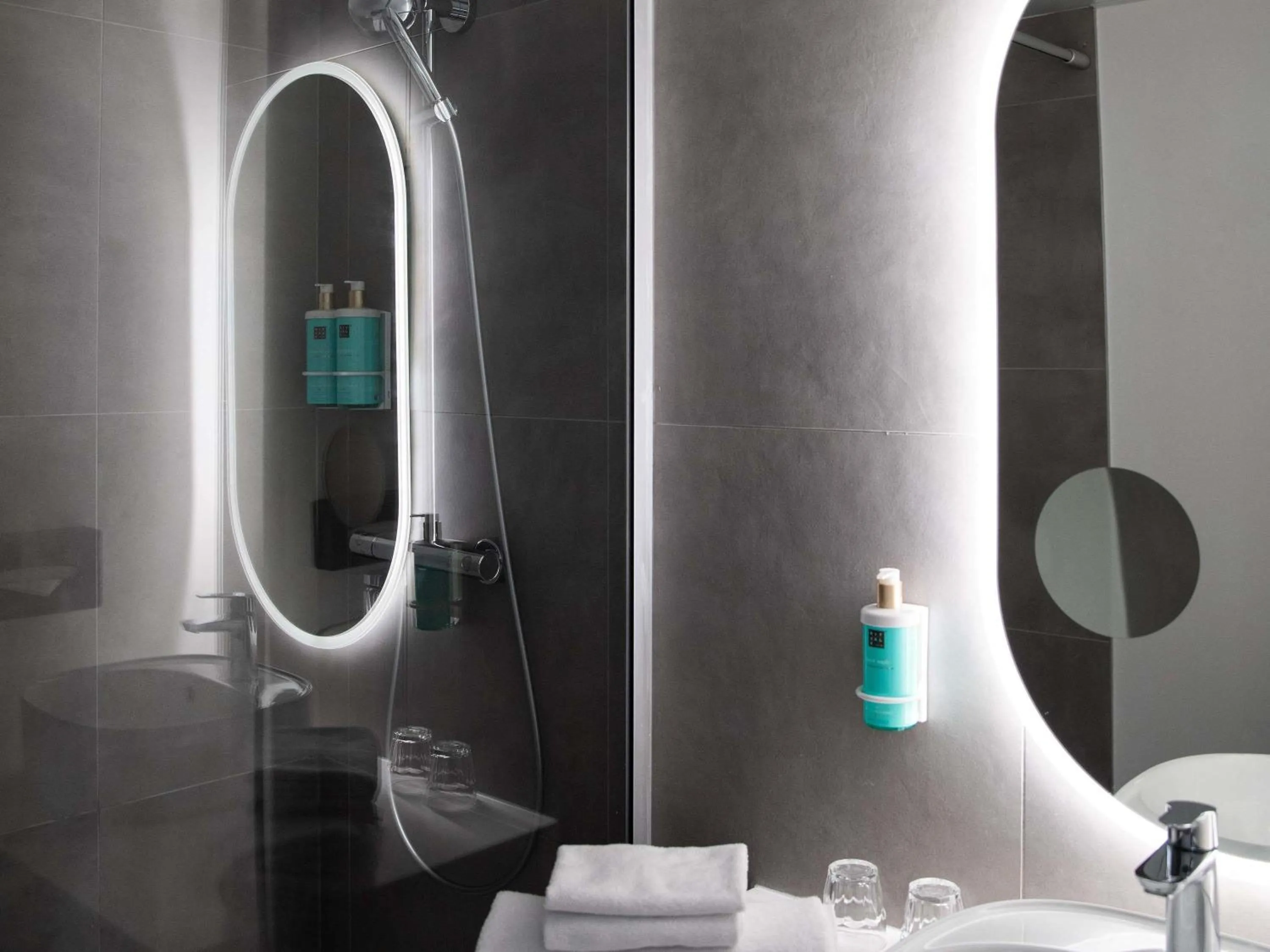 Bedroom in Novotel Antwerpen - Ekeren