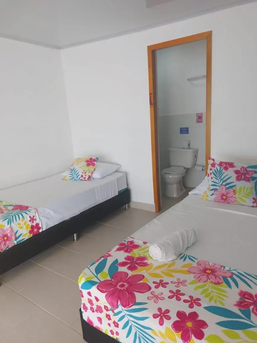 Triple Room with View - single occupancy in Posada Old Town Bay Triple Room with View - single occupancy in Posada Old Town Bay