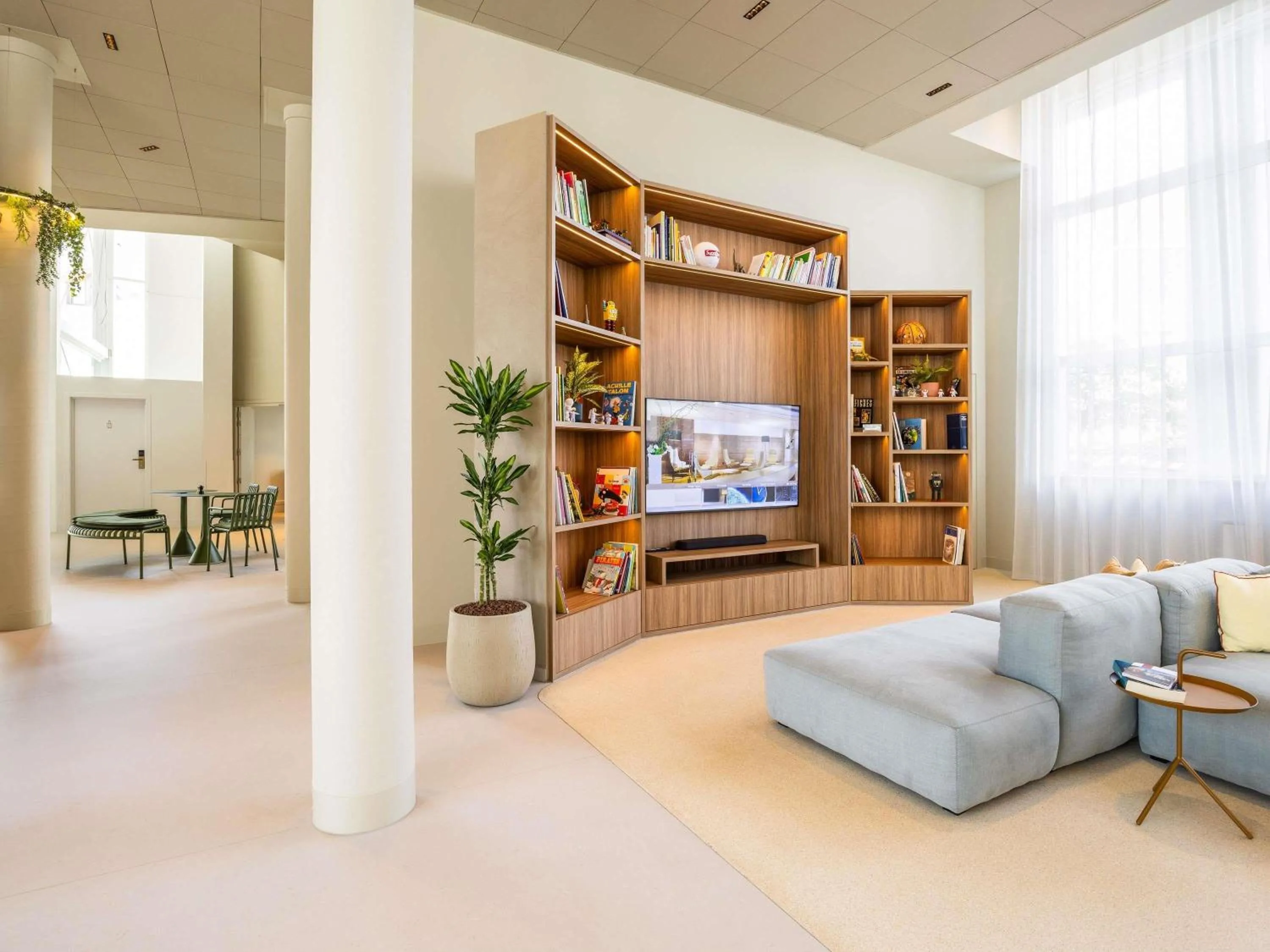 Property building in Novotel Brugge Centrum